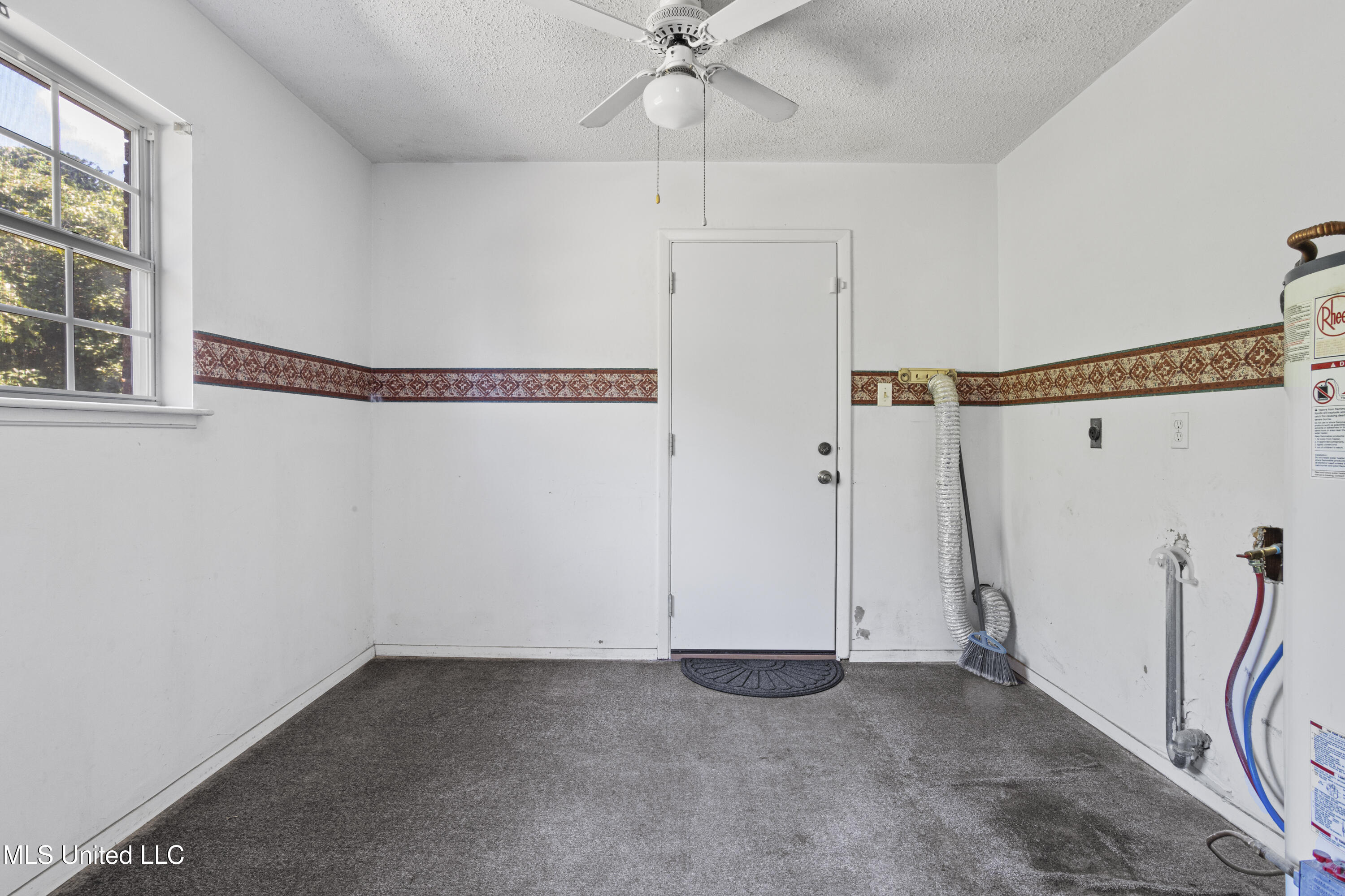 8 Lexington Place Property Photo 18