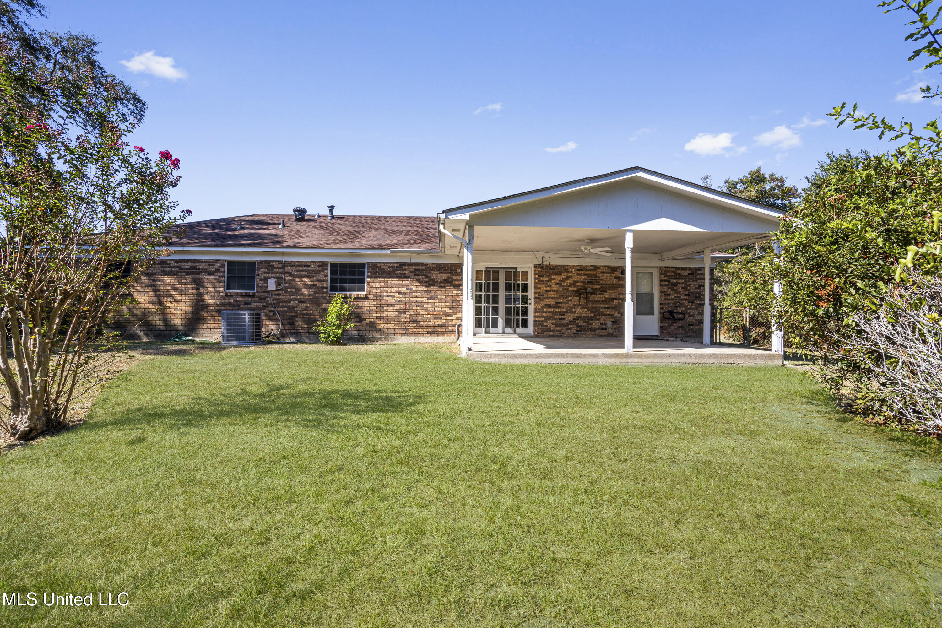 8 Lexington Place Property Photo 20