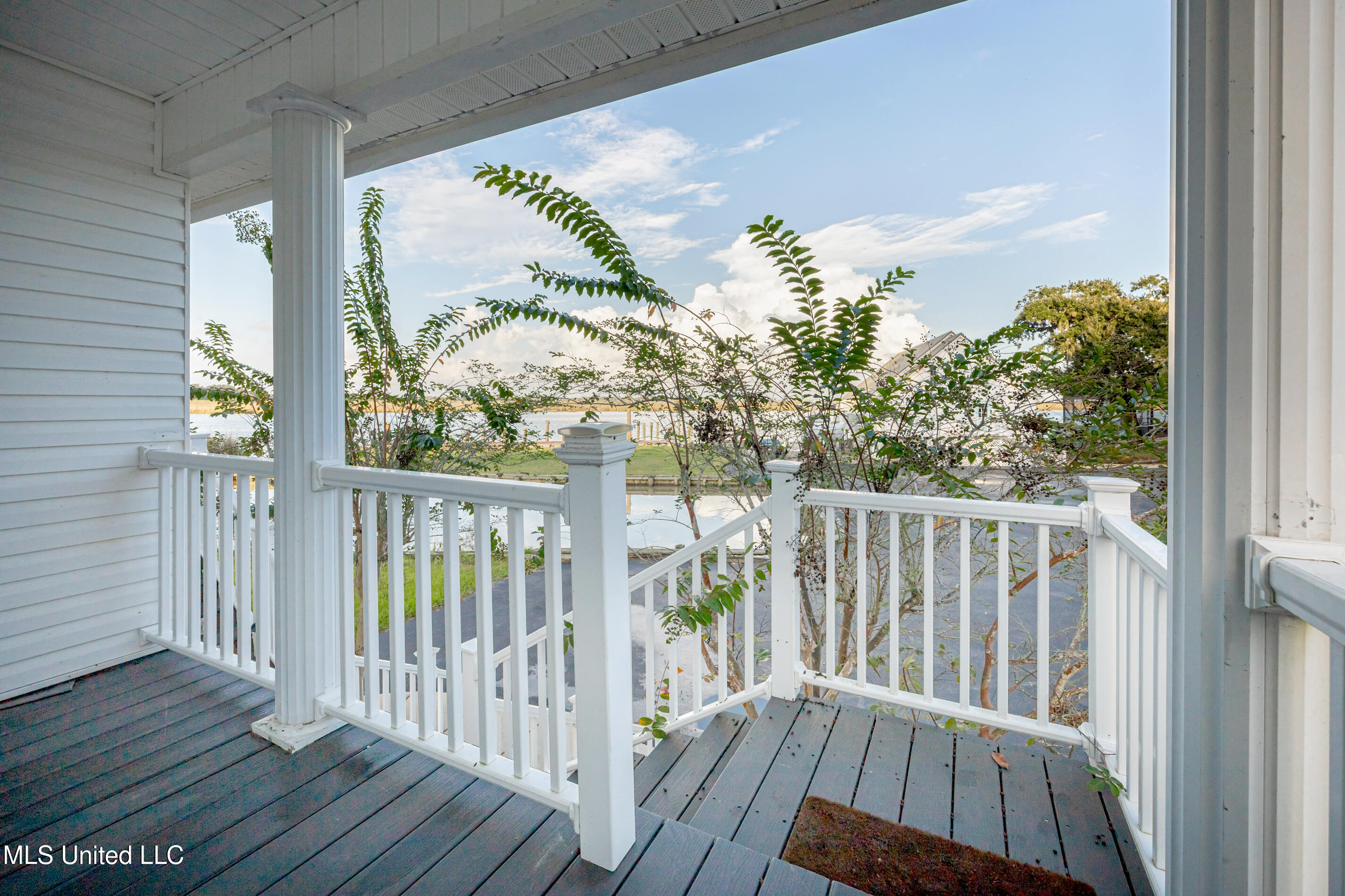 1102 Stanfield Point Road Property Photo 8