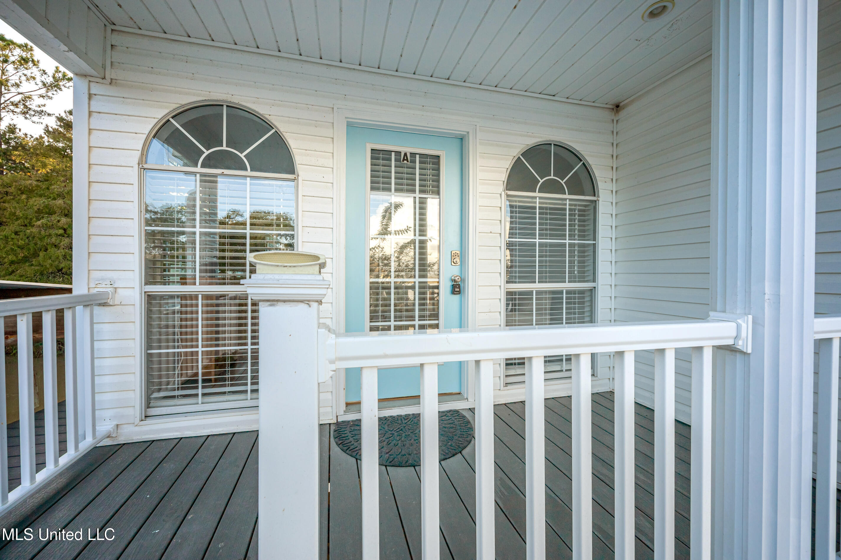 1102 Stanfield Point Road Property Photo 9