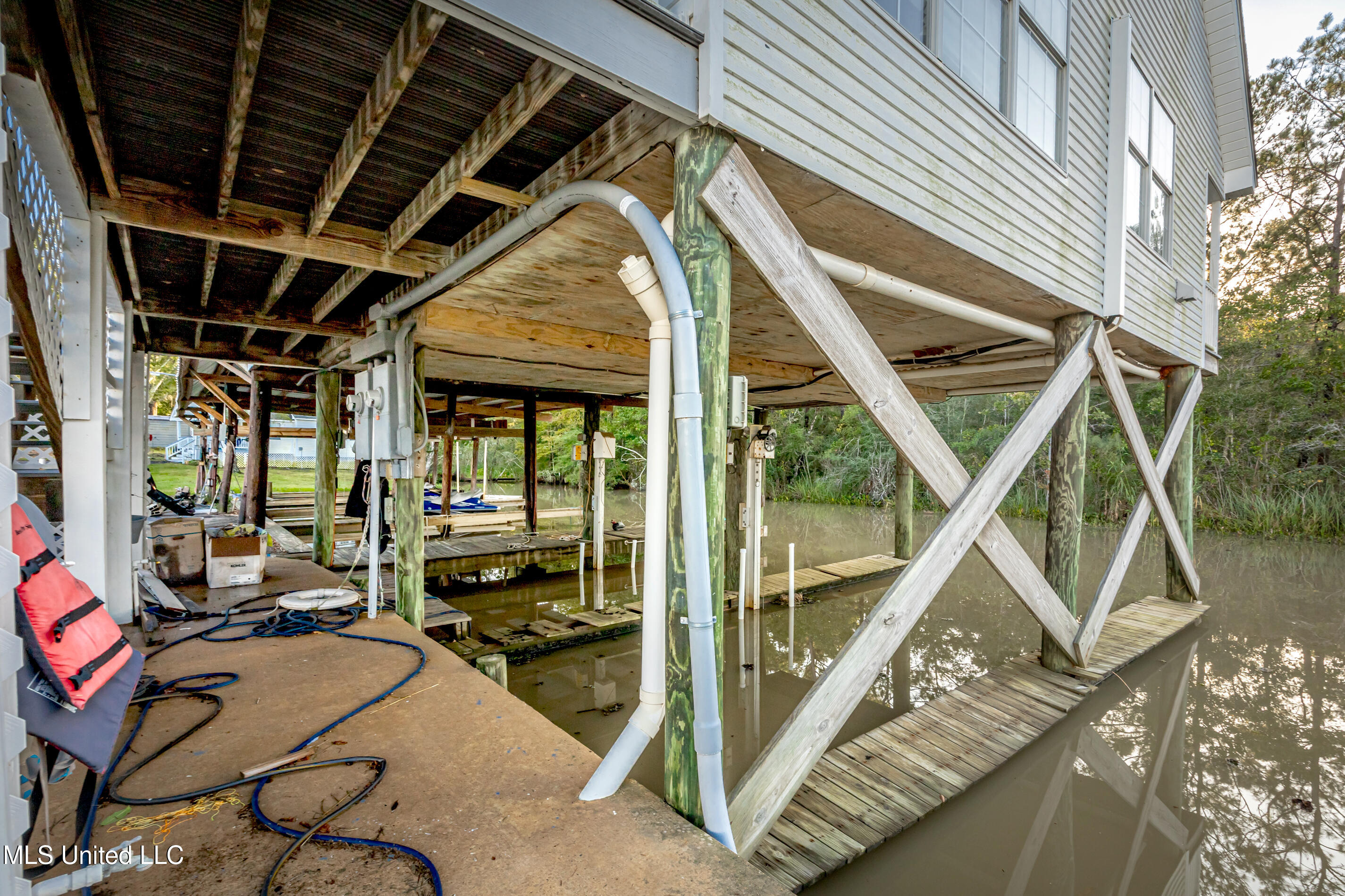 1102 Stanfield Point Road Property Photo 44