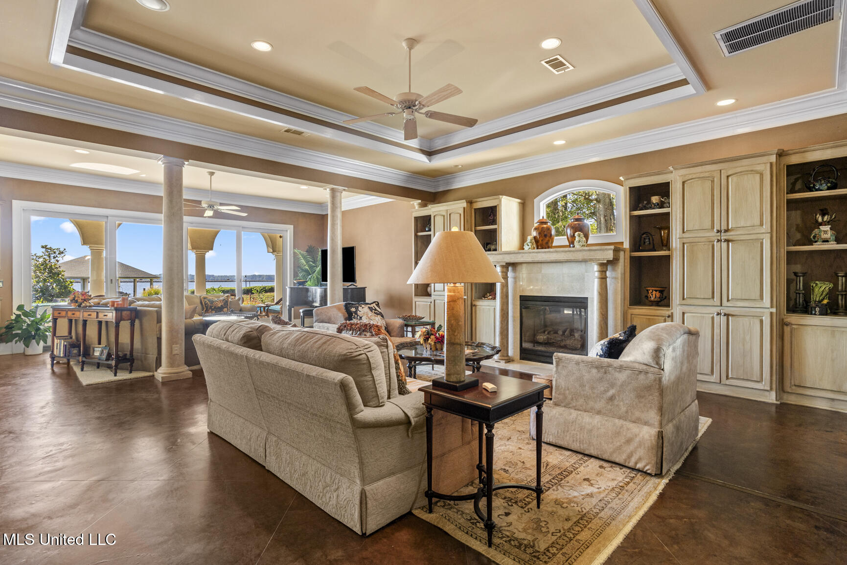 106 Colony Crown Property Photo 4