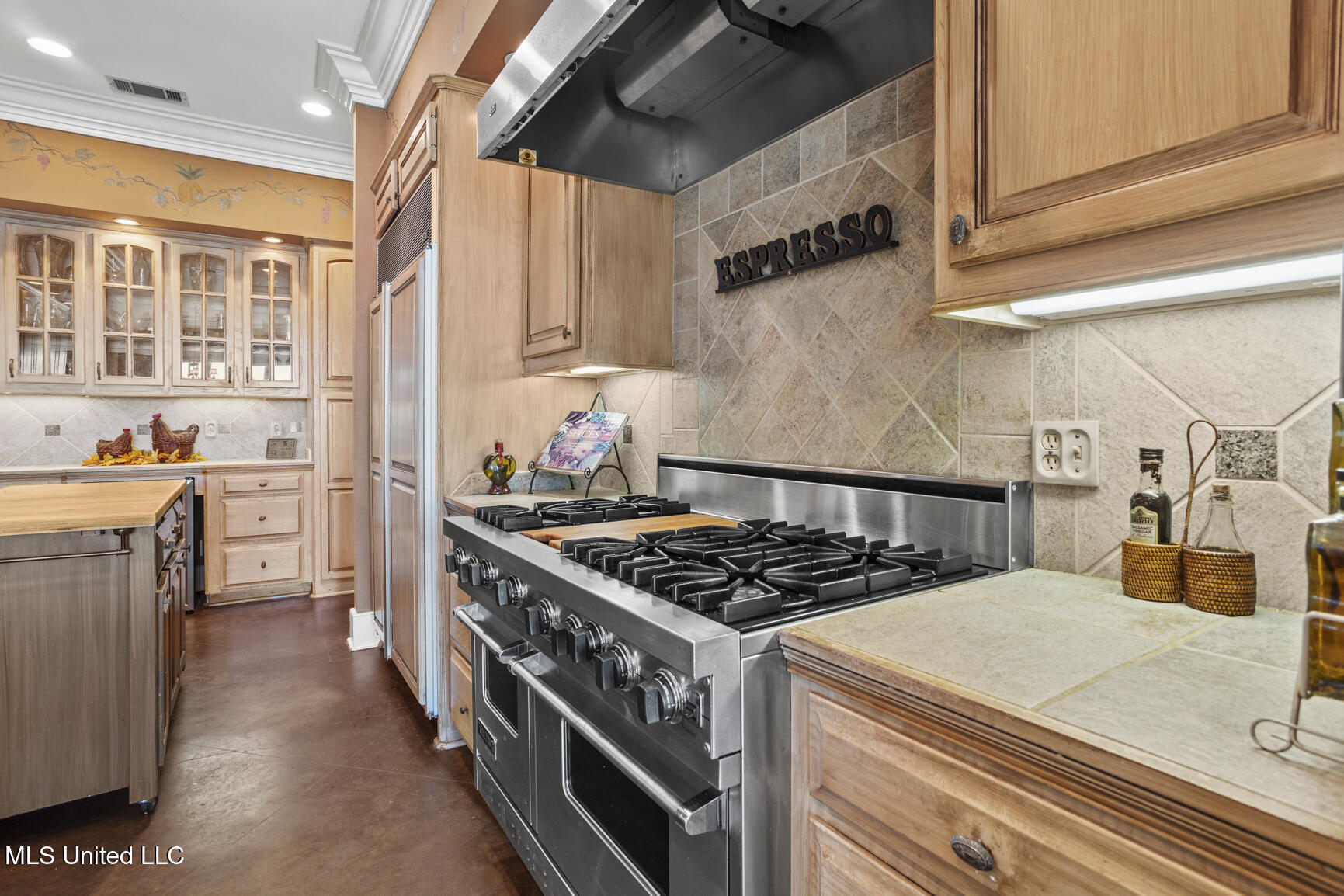 106 Colony Crown Property Photo 14