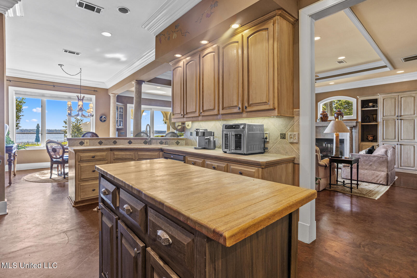 106 Colony Crown Property Photo 16