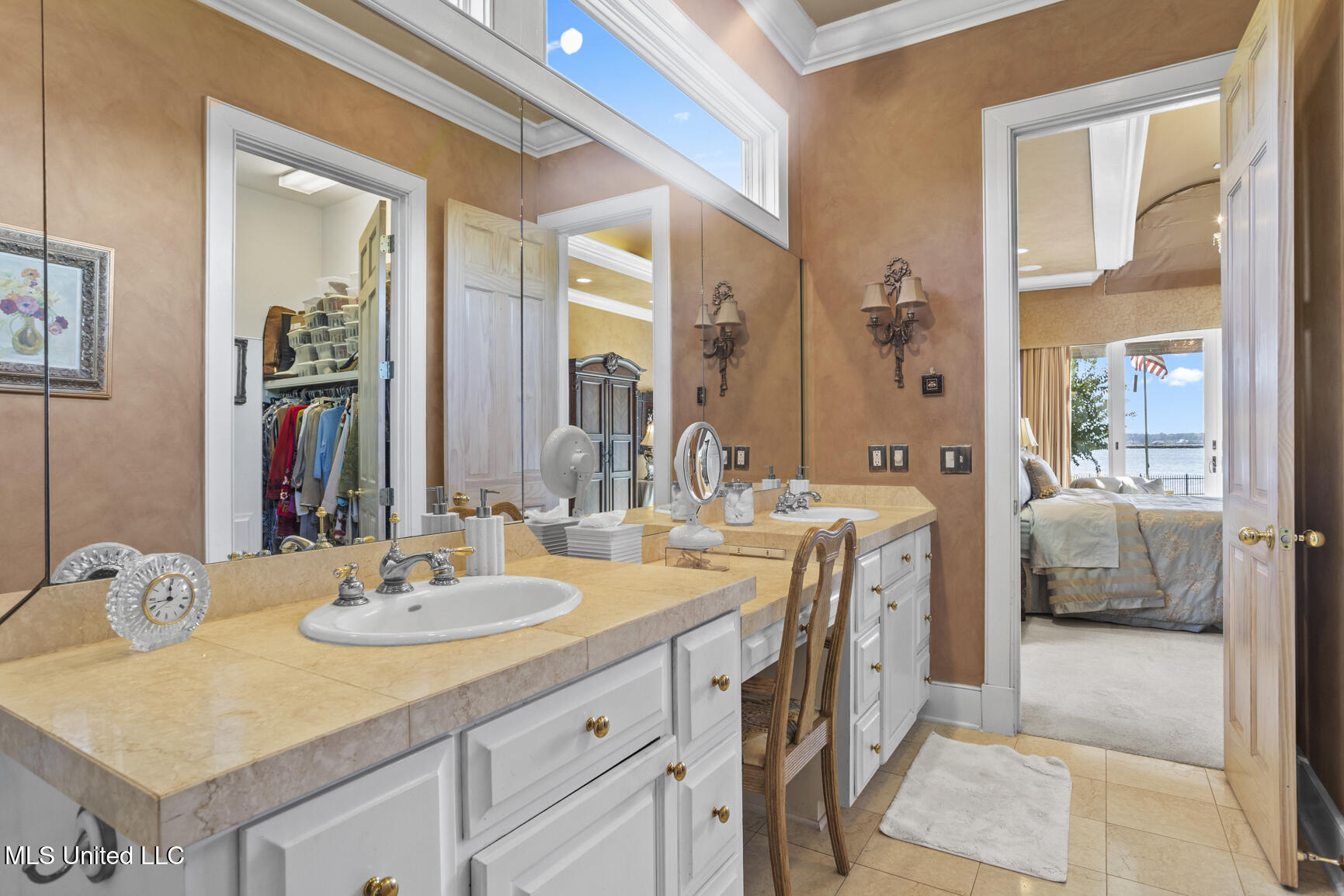 106 Colony Crown Property Photo 20