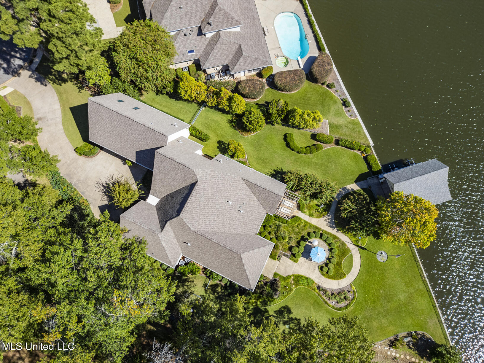 106 Colony Crown Property Photo 44