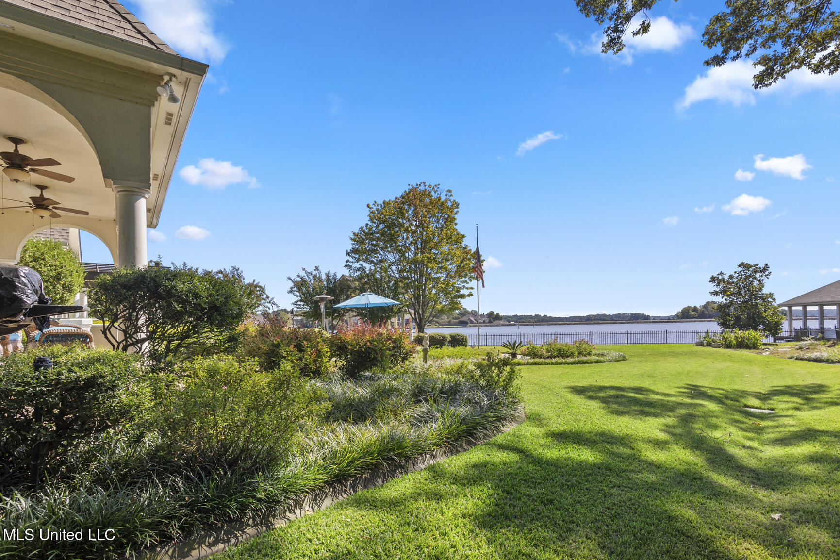 106 Colony Crown Property Photo 49