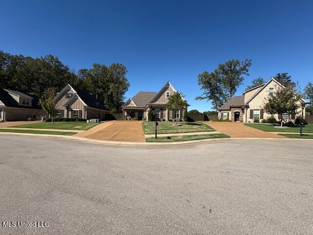 5277 N Montavale Property Photo 6