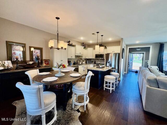 5277 N Montavale Property Photo 33