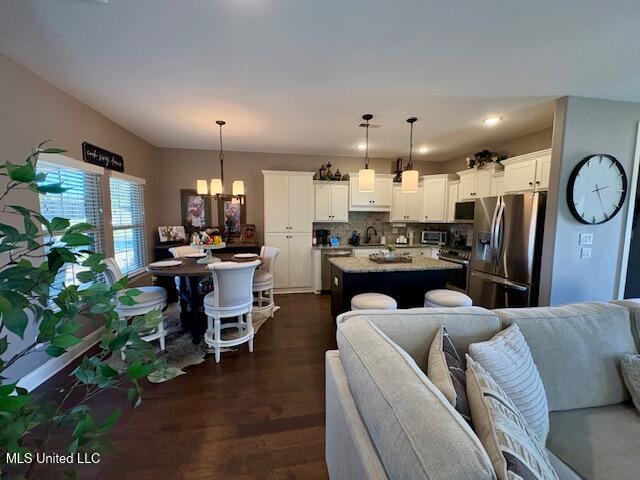 5277 N Montavale Property Photo 34