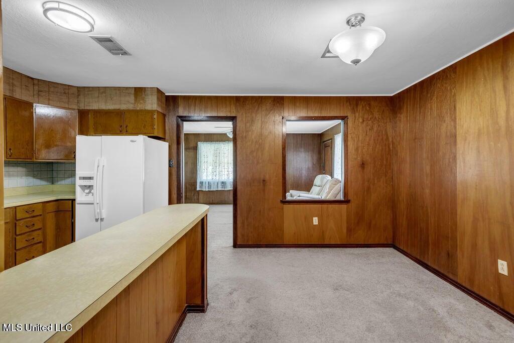 615 First Avenue Property Photo 7