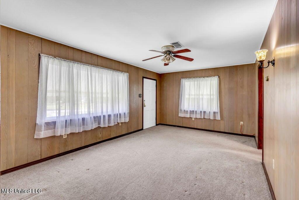 615 First Avenue Property Photo 15