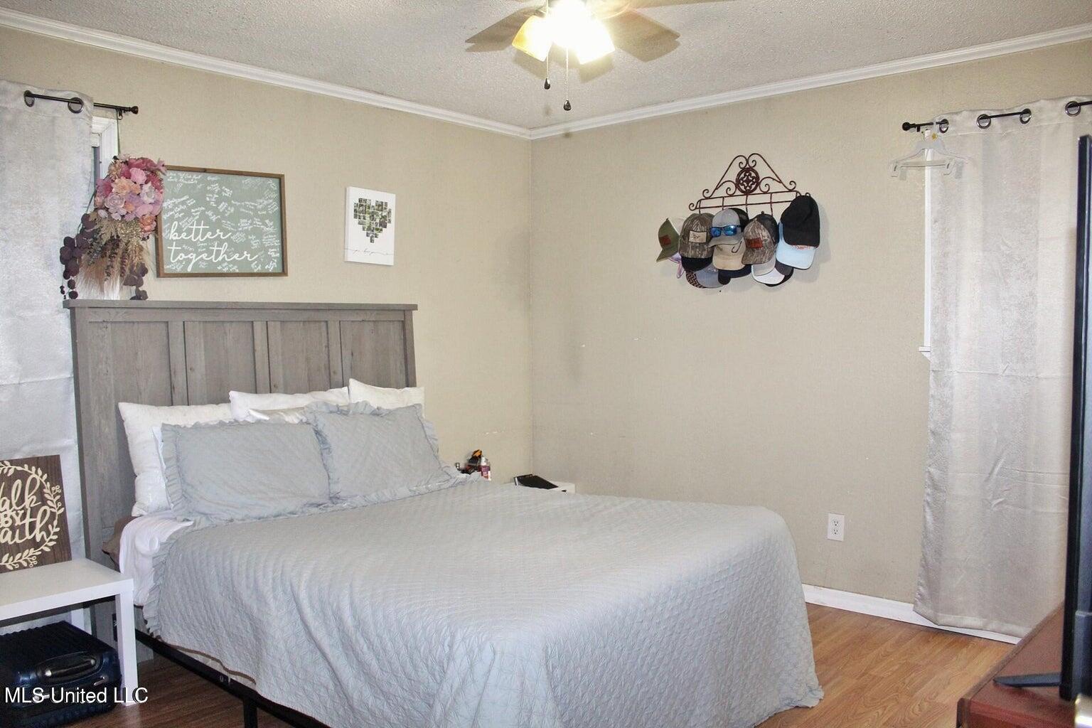 9808 Briarcliff Drive Property Photo 11