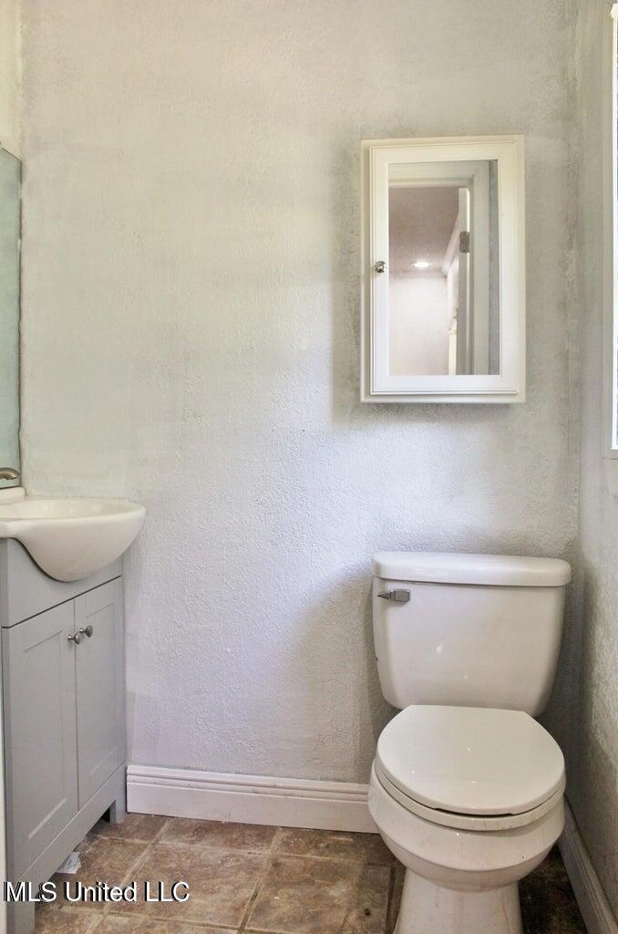 9808 Briarcliff Drive Property Photo 17