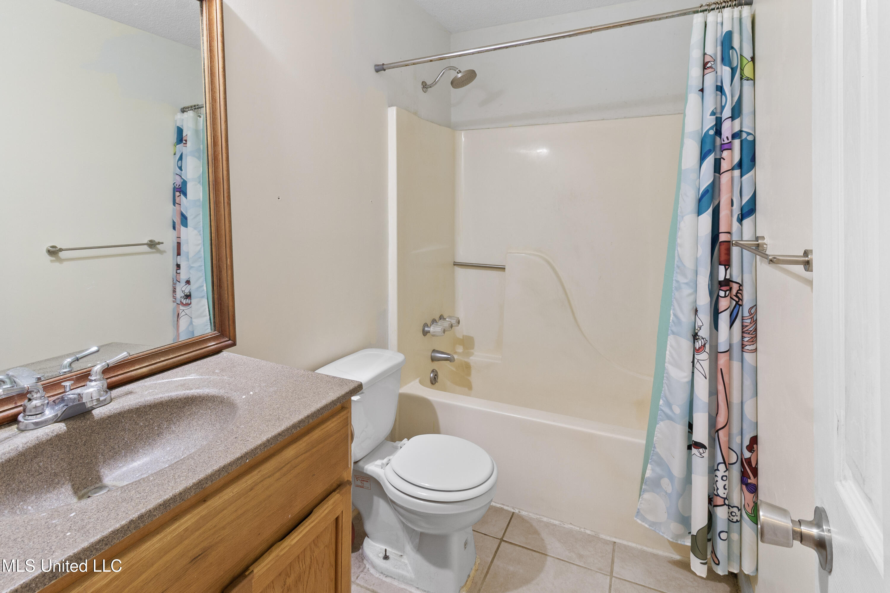 7020 Red Bud Lane Property Photo 15