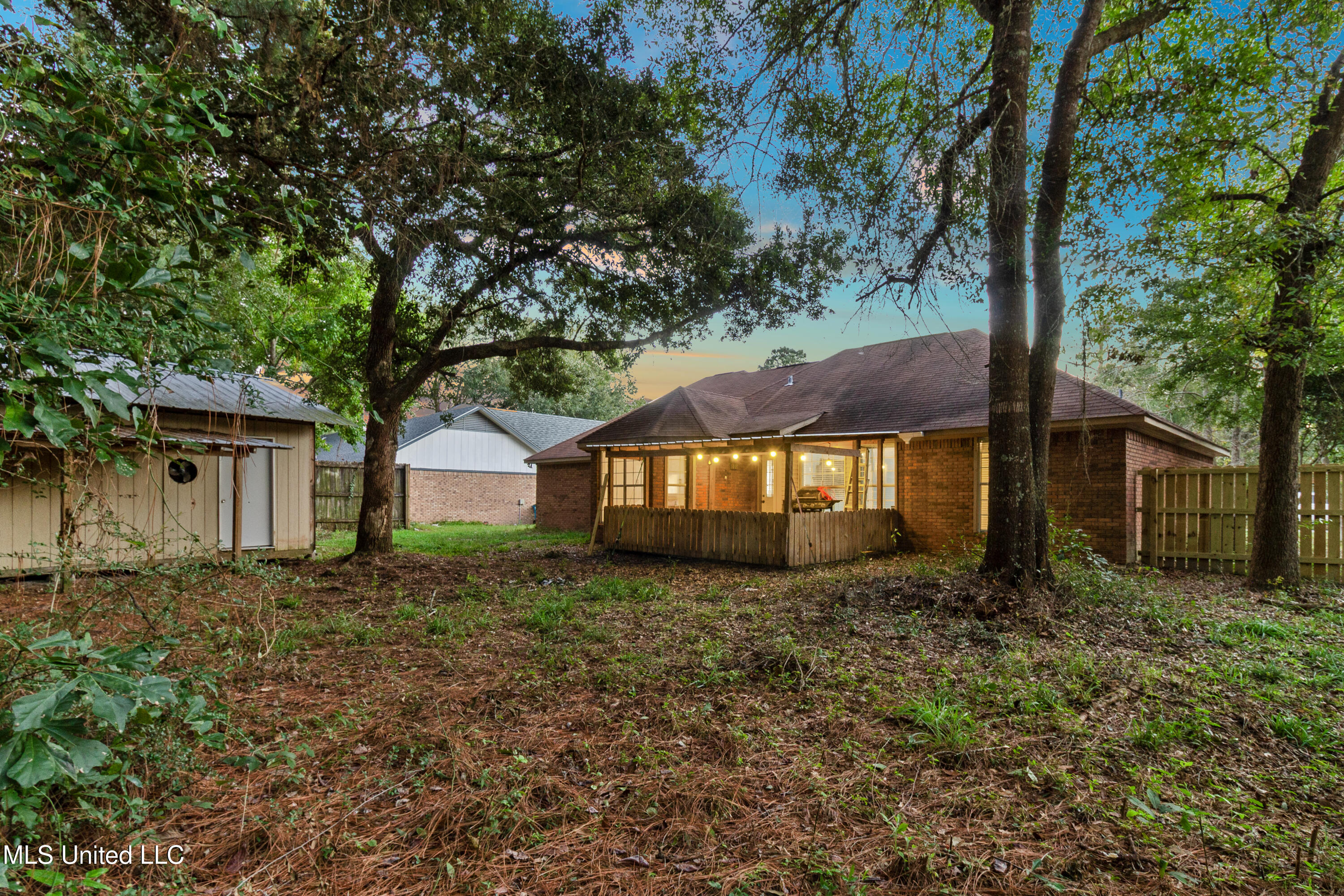 7020 Red Bud Lane Property Photo 24