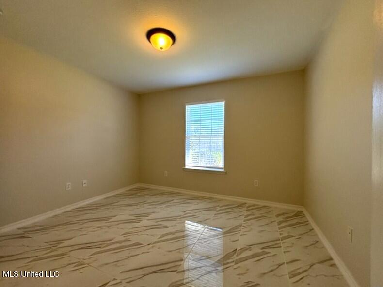 13111 Andy Drive Property Photo 8