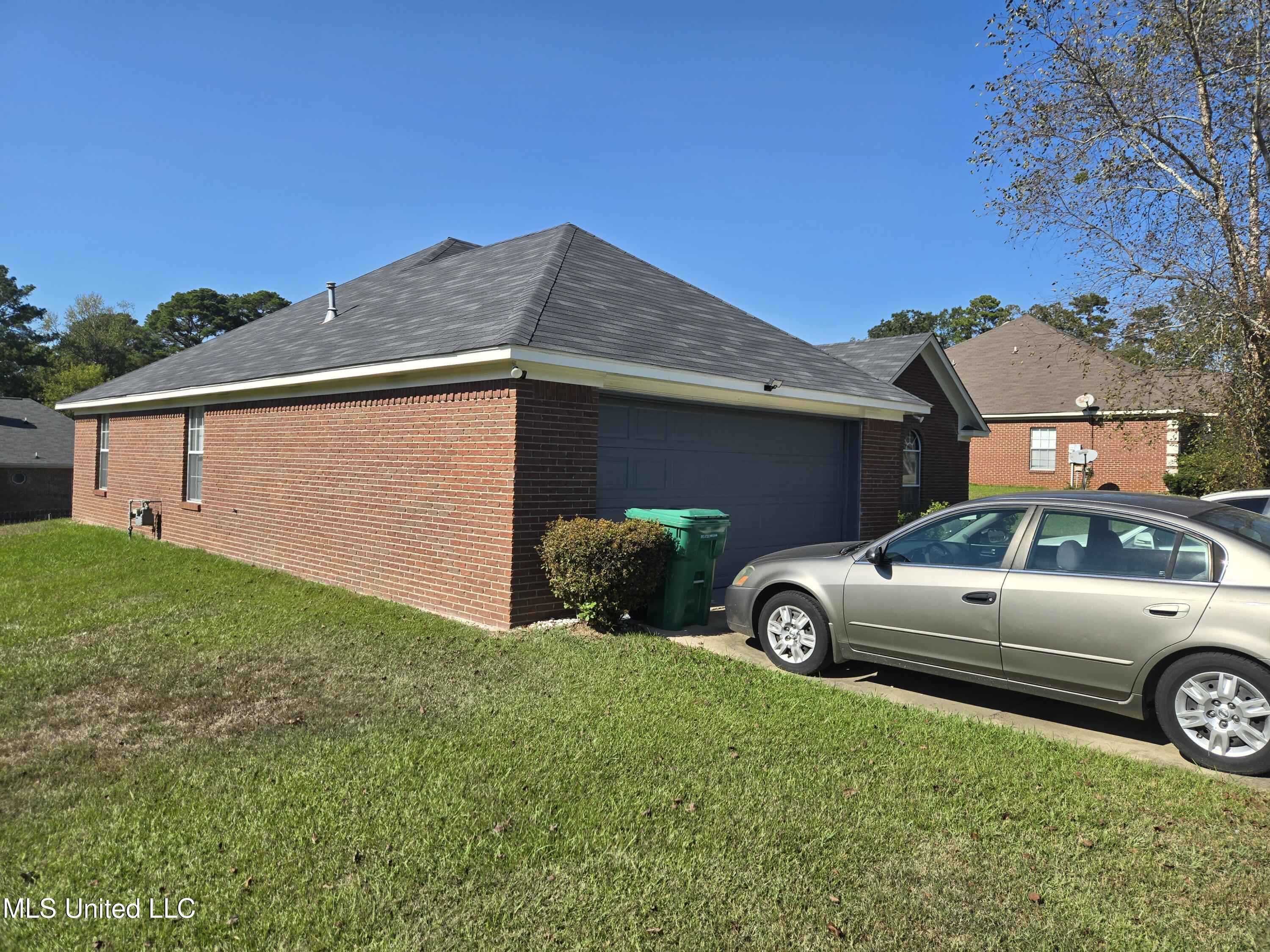 3208 Ryan Cove Property Photo 3