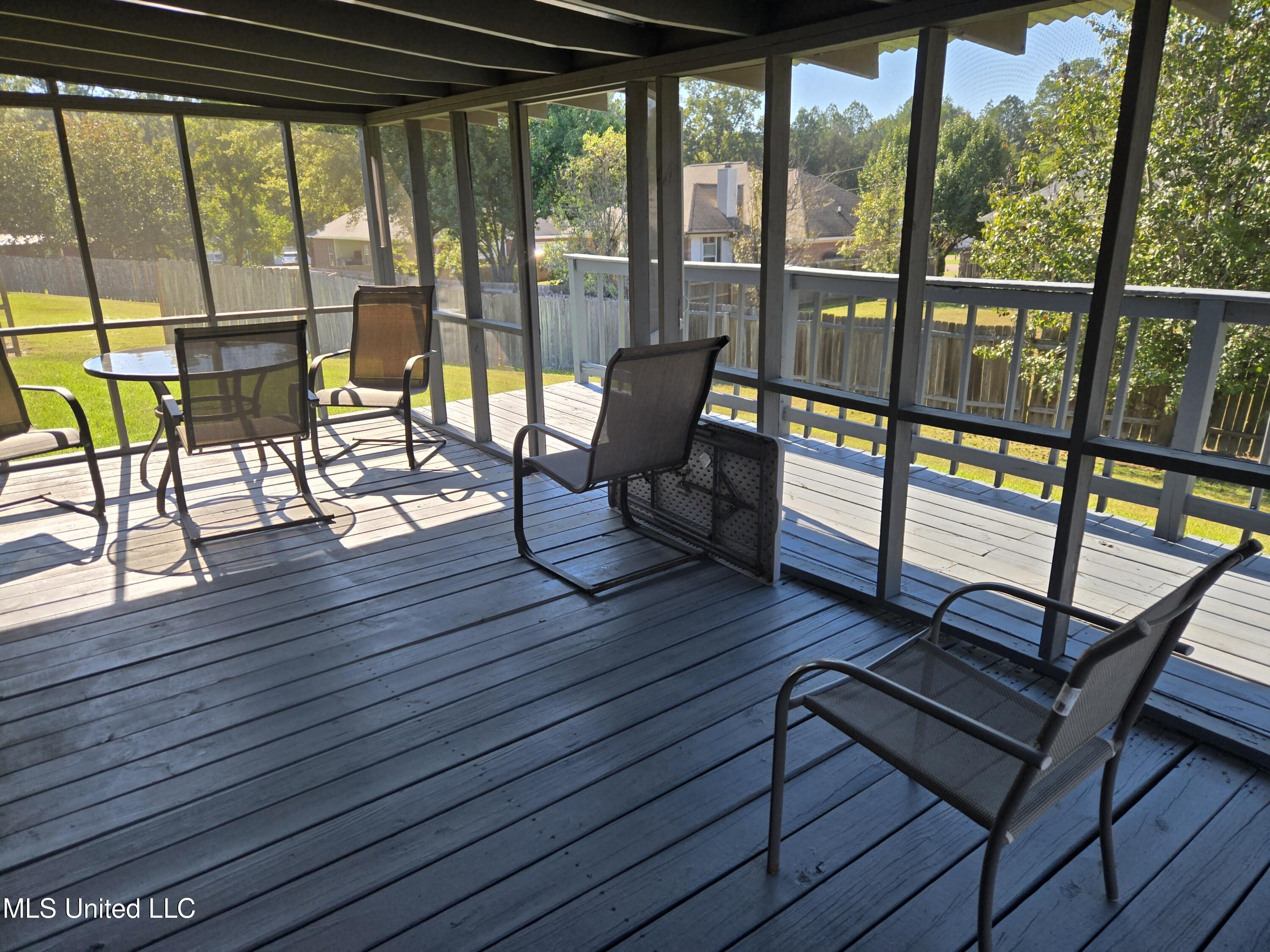 3208 Ryan Cove Property Photo 9