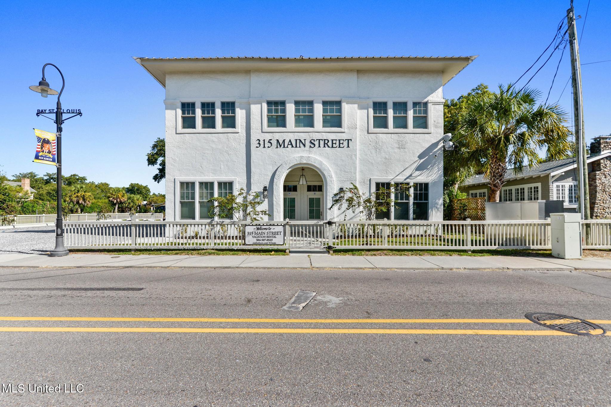 315 Main Street Property Photo 2