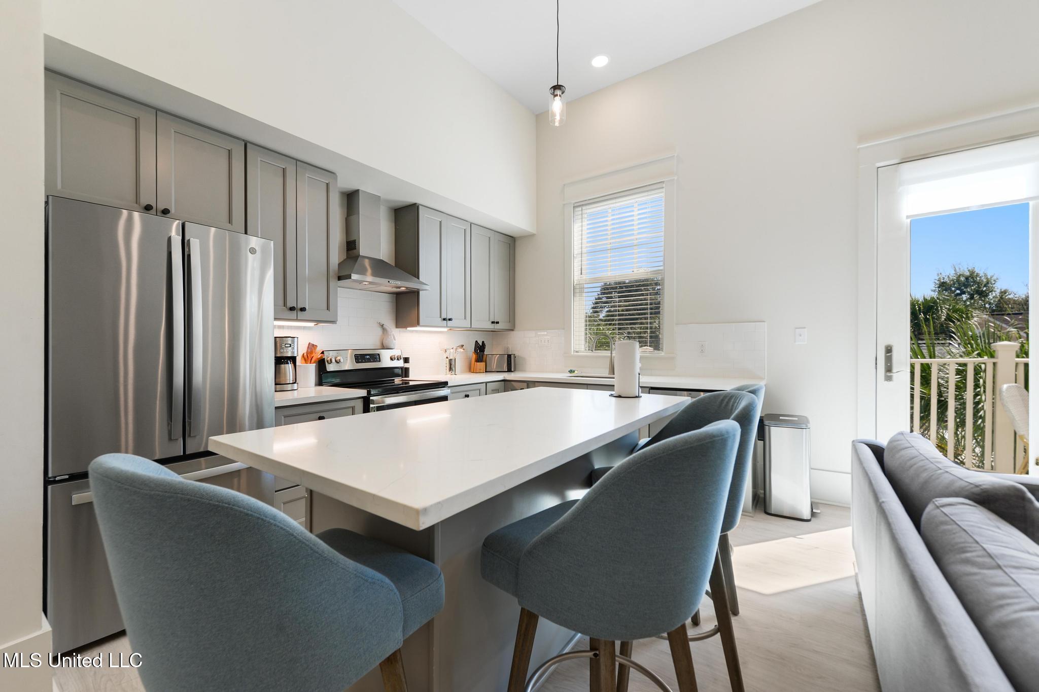 315 Main Street Property Photo 12