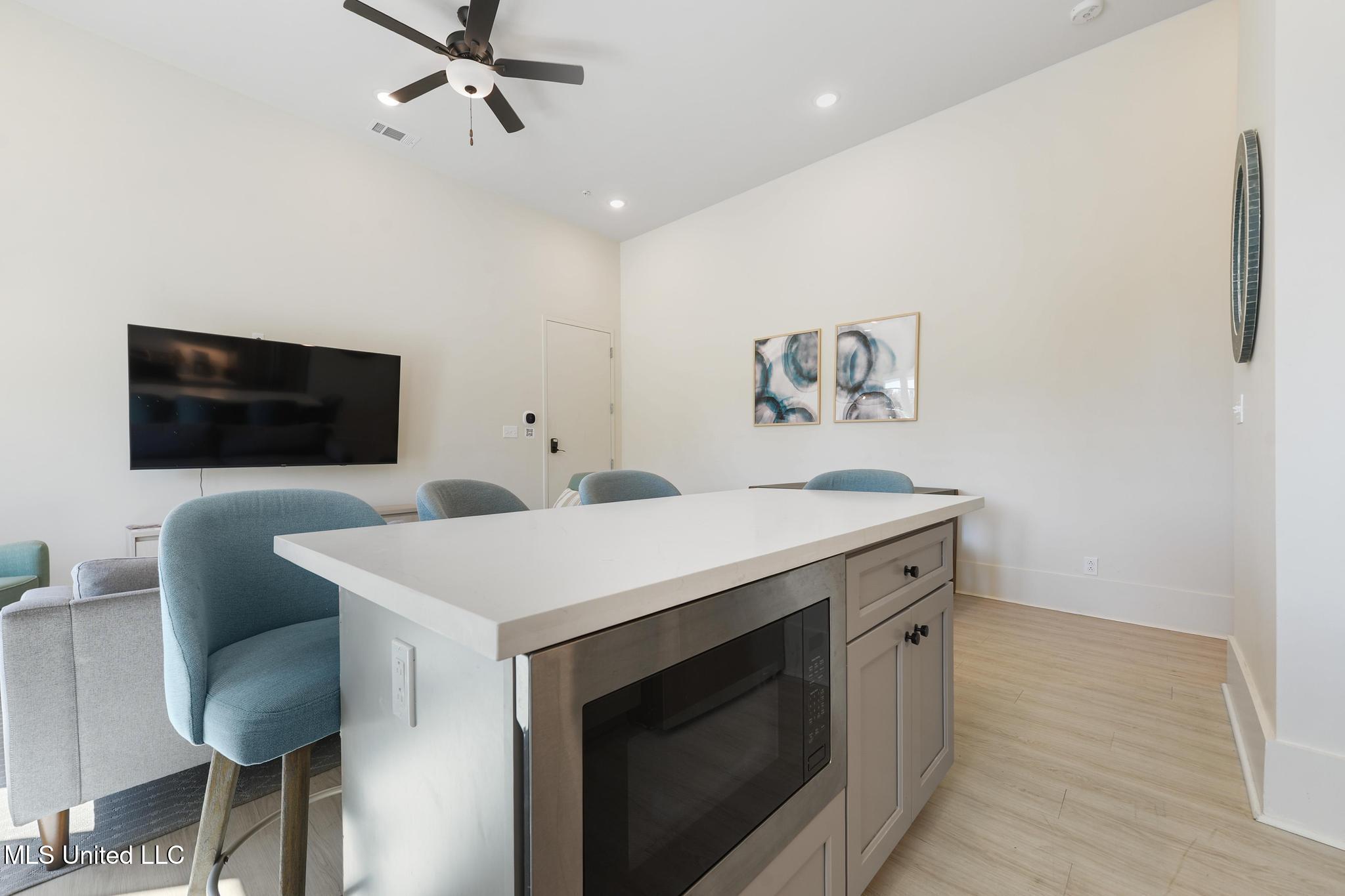 315 Main Street Property Photo 13