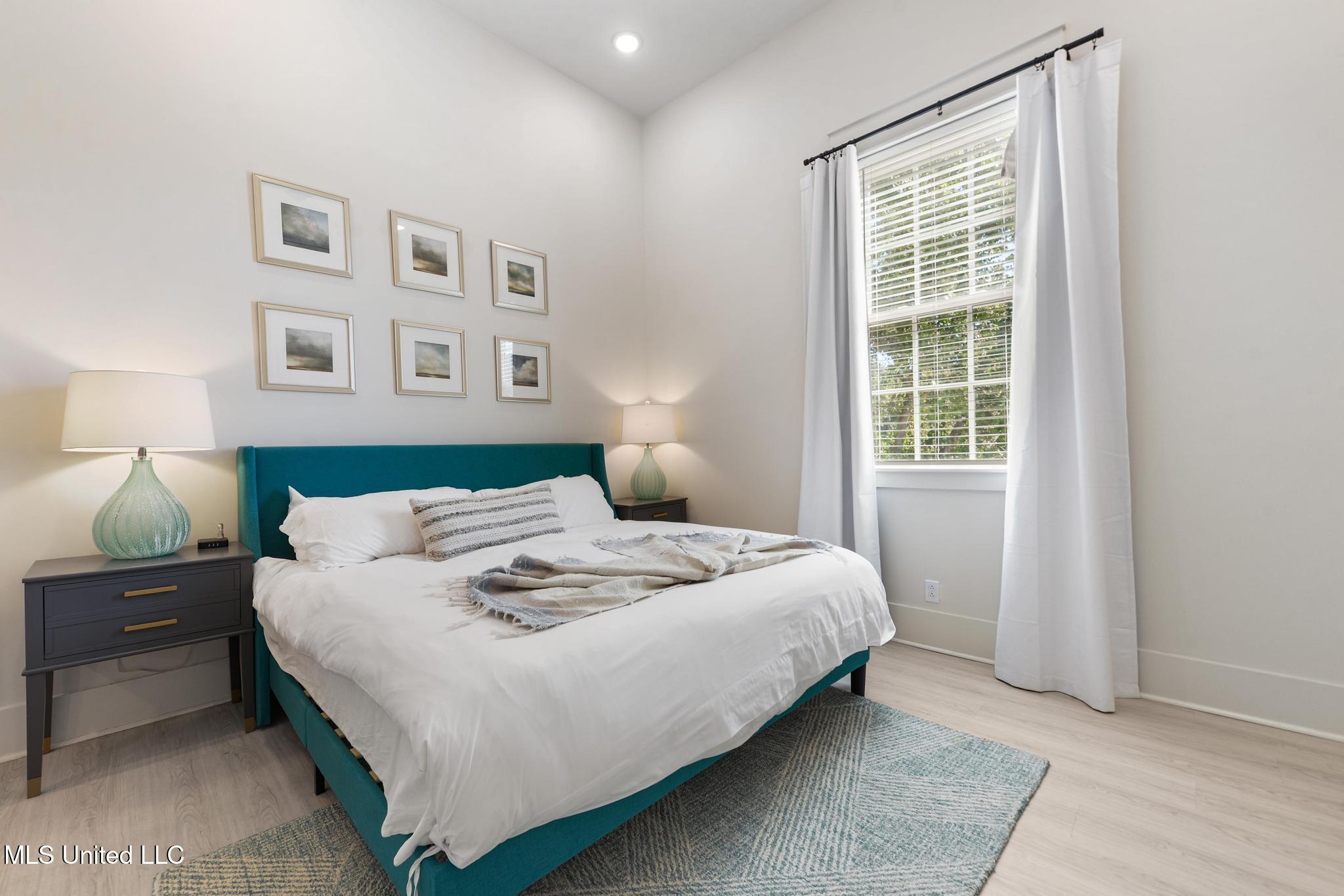 315 Main Street Property Photo 16