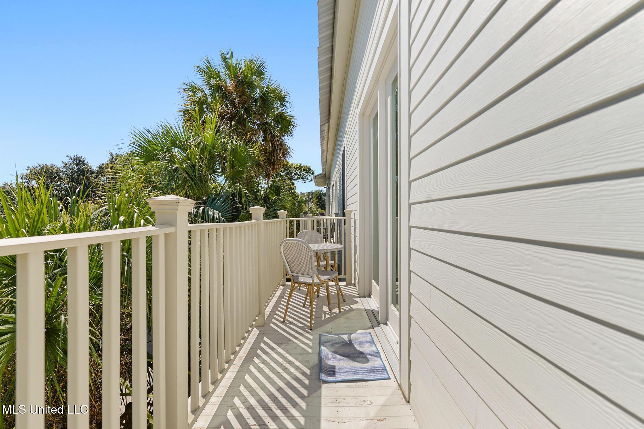 315 Main Street Property Photo 23