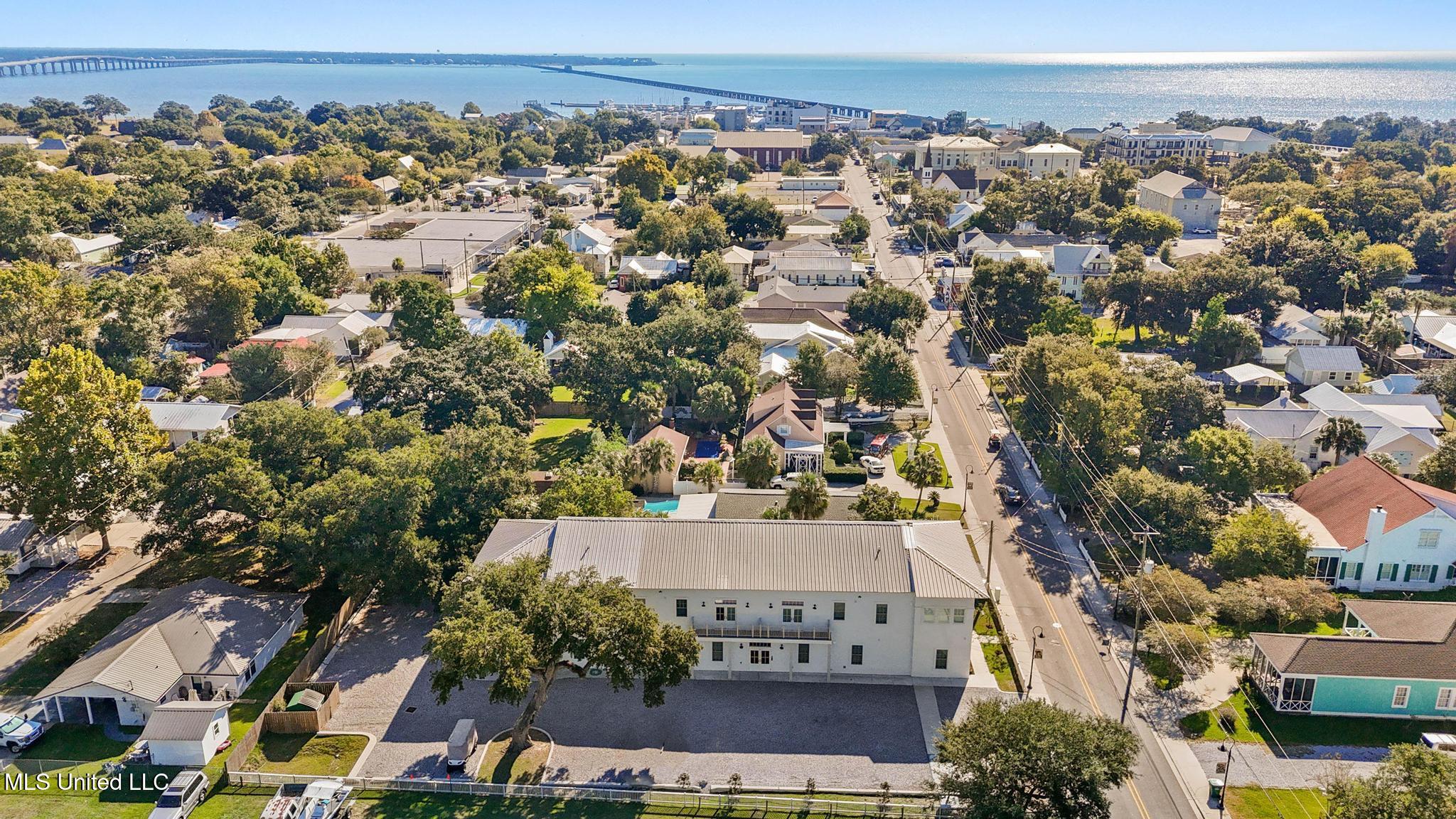 315 Main Street Property Photo 26