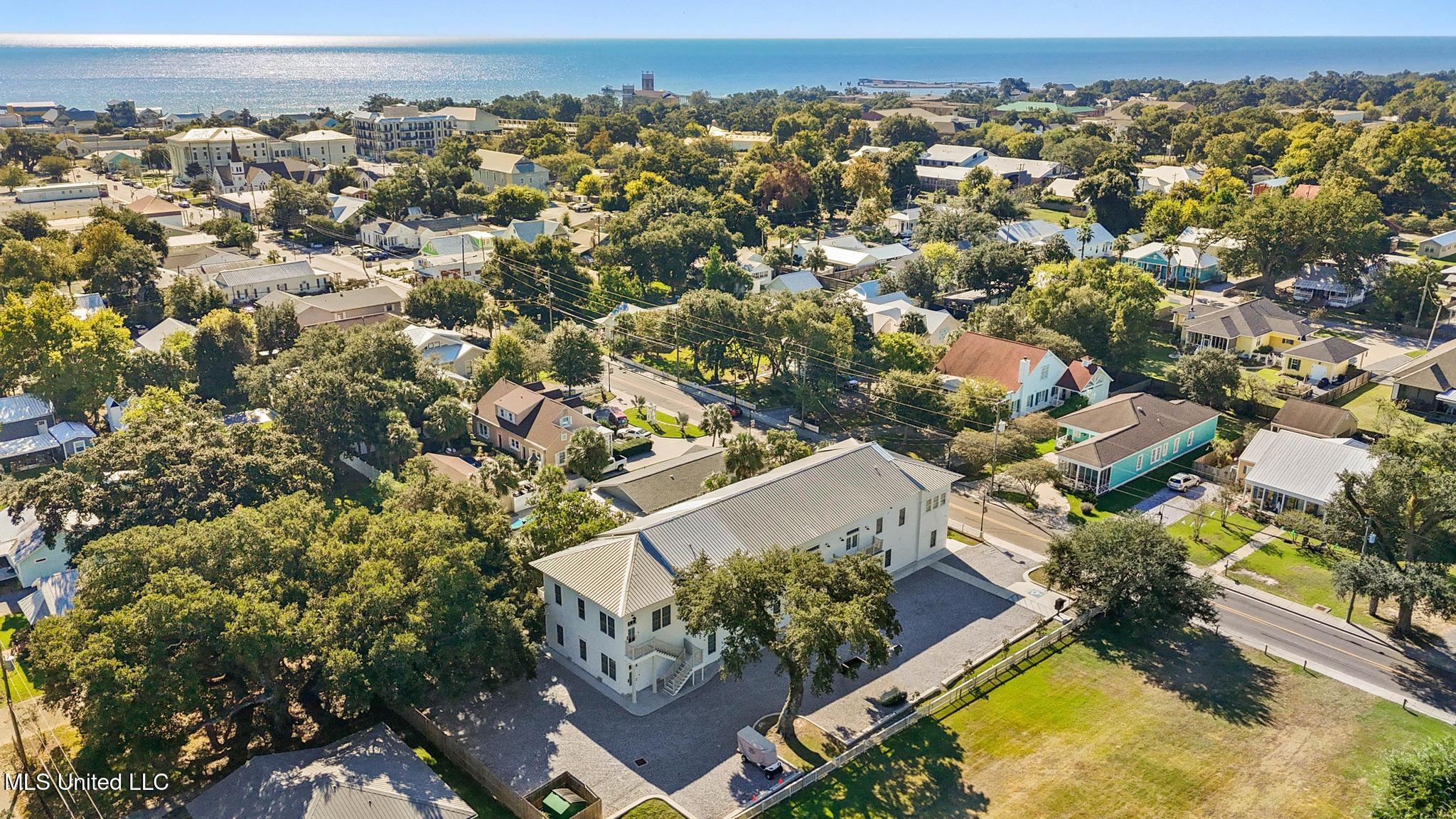 315 Main Street Property Photo 27