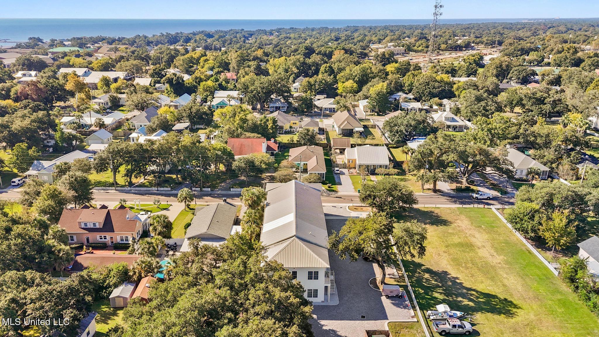 315 Main Street Property Photo 28