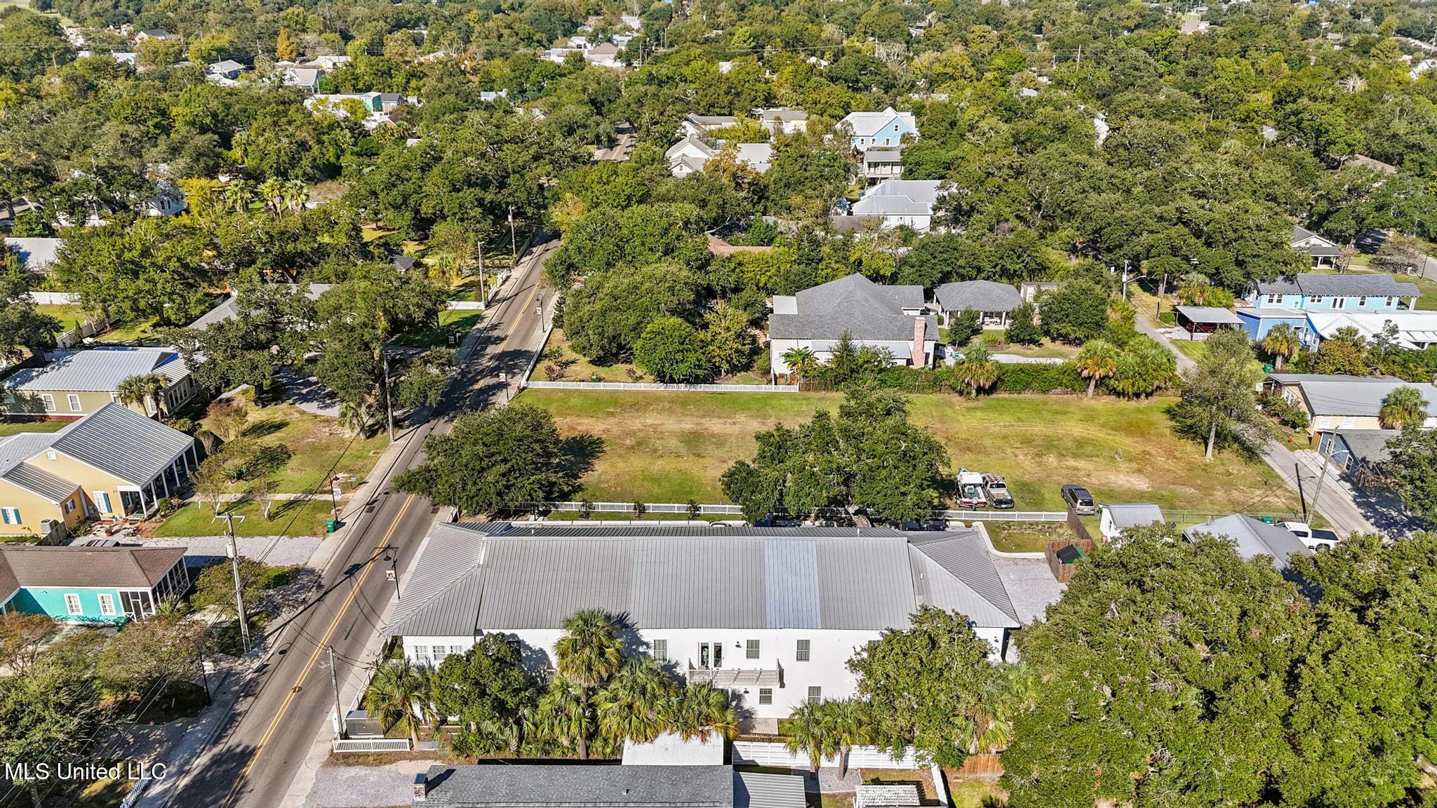 315 Main Street Property Photo 30