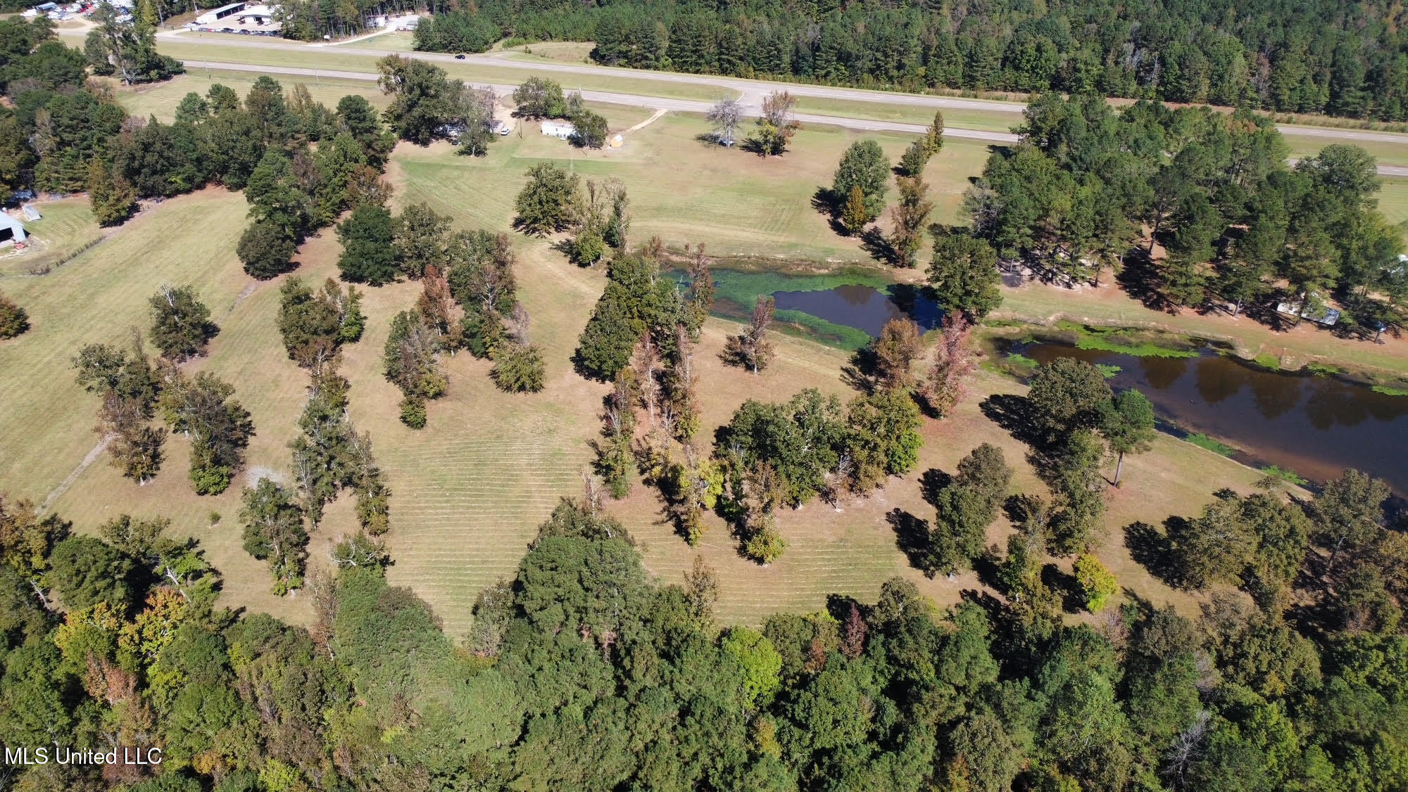 00 Highway 82 Property Photo 6