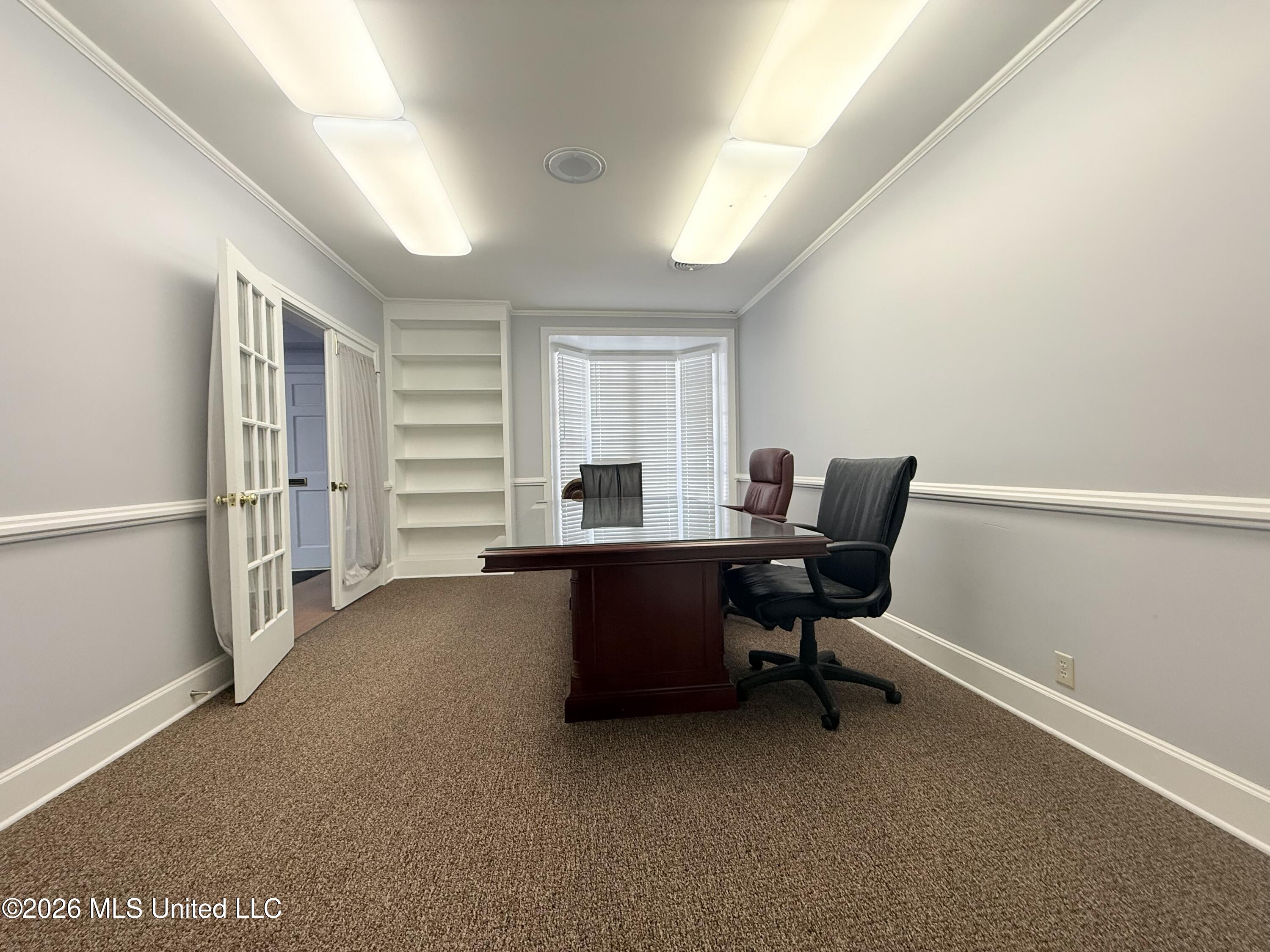 128 S First Street Property Photo 4