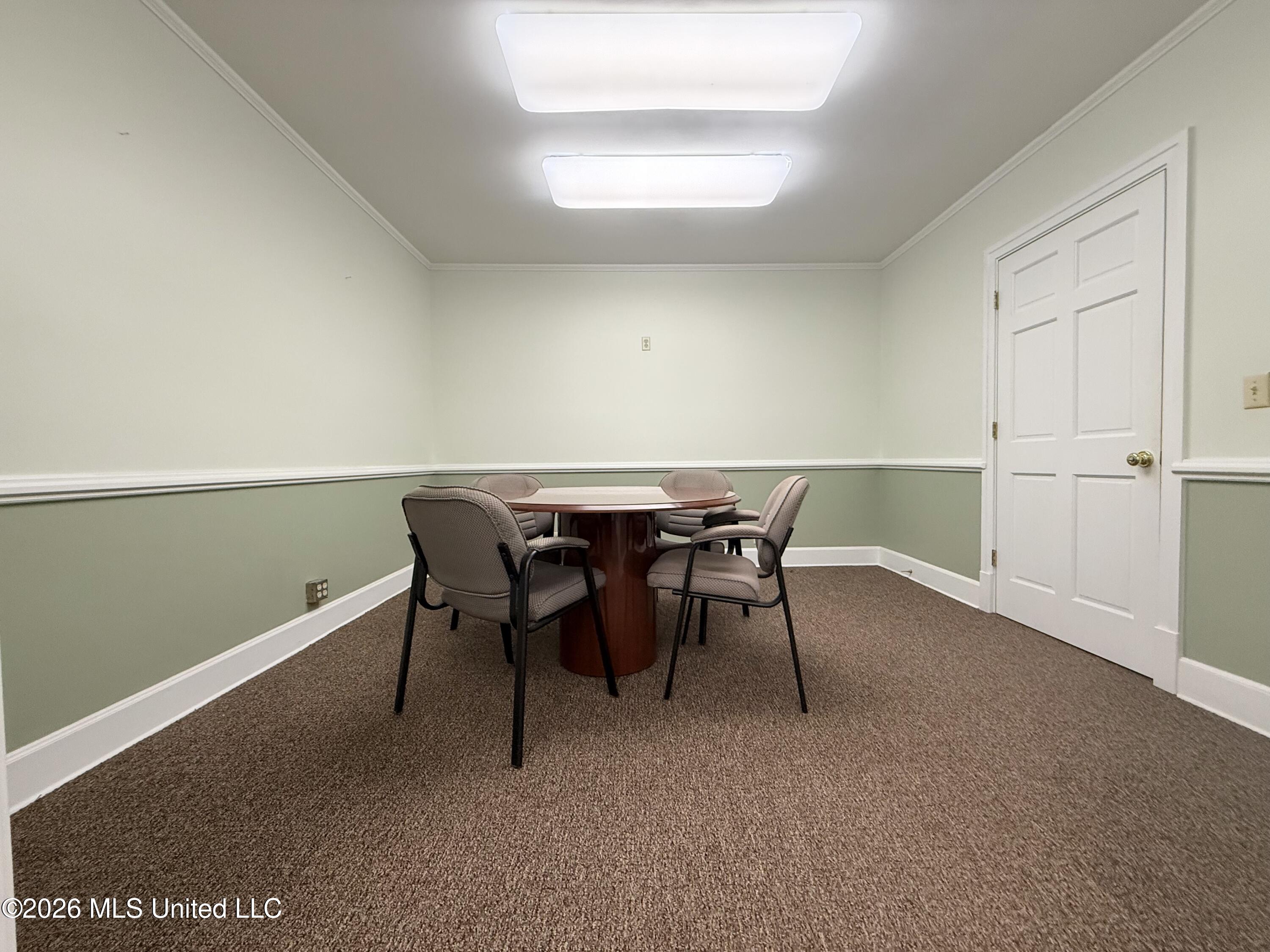 128 S First Street Property Photo 7