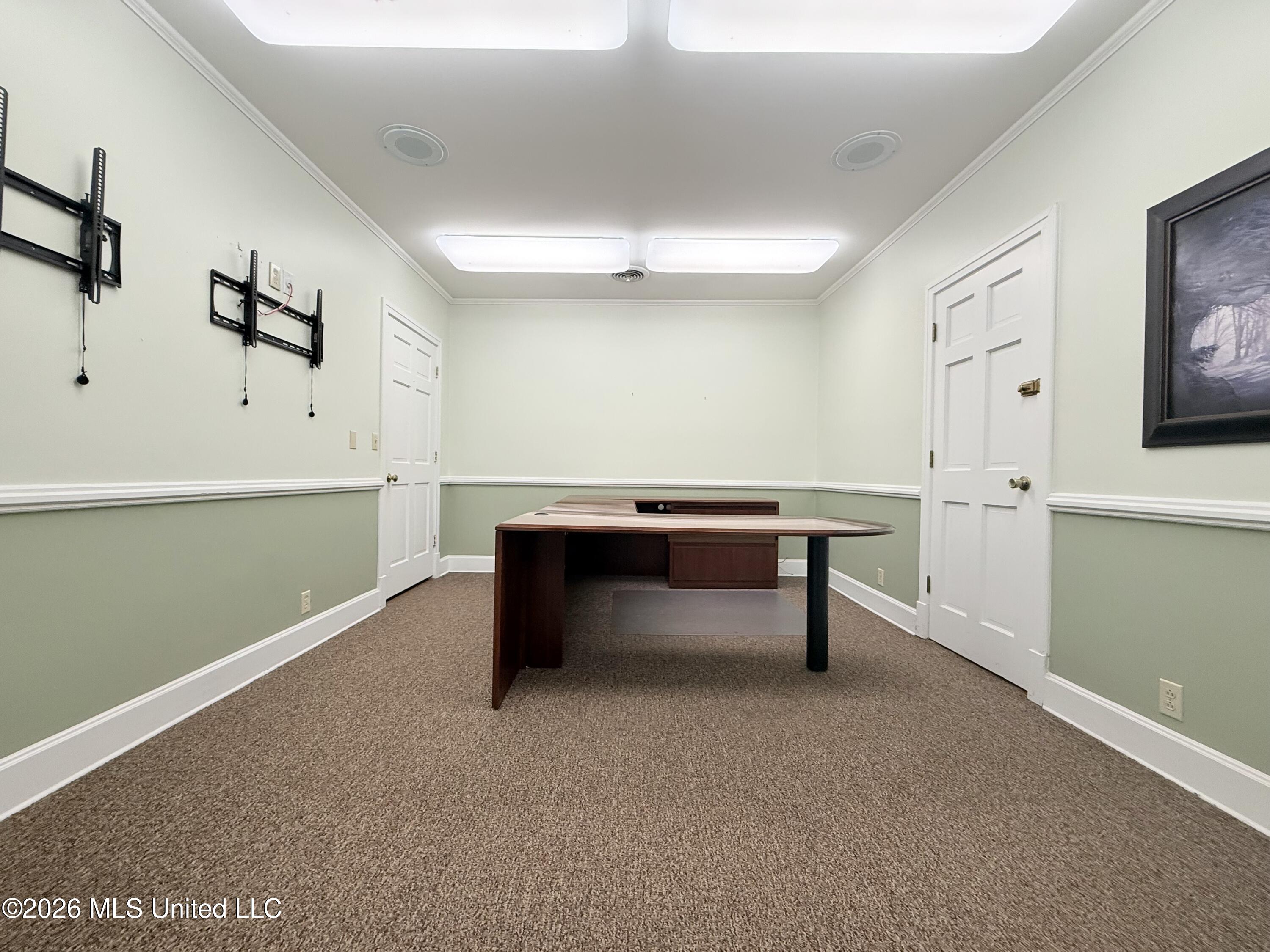 128 S First Street Property Photo 8
