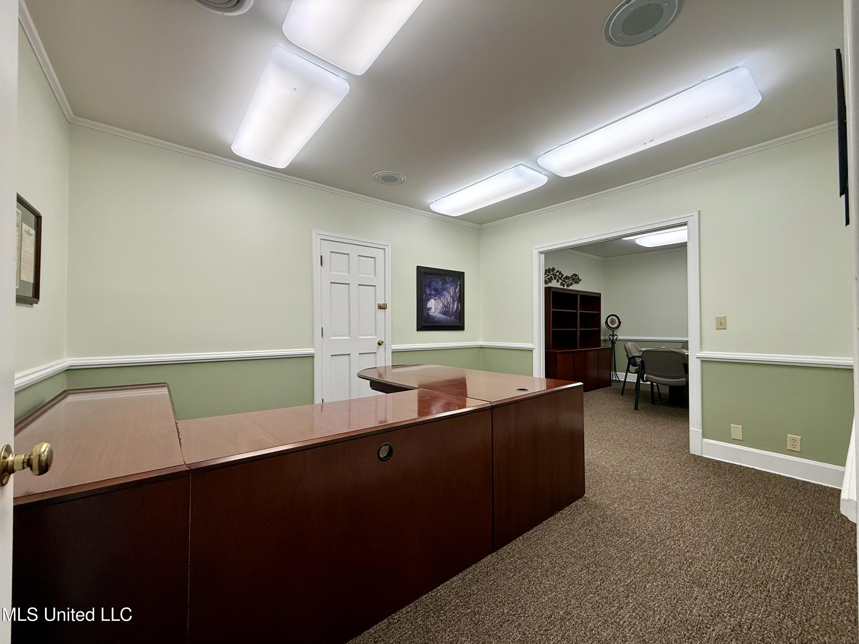 128 S First Street Property Photo 10