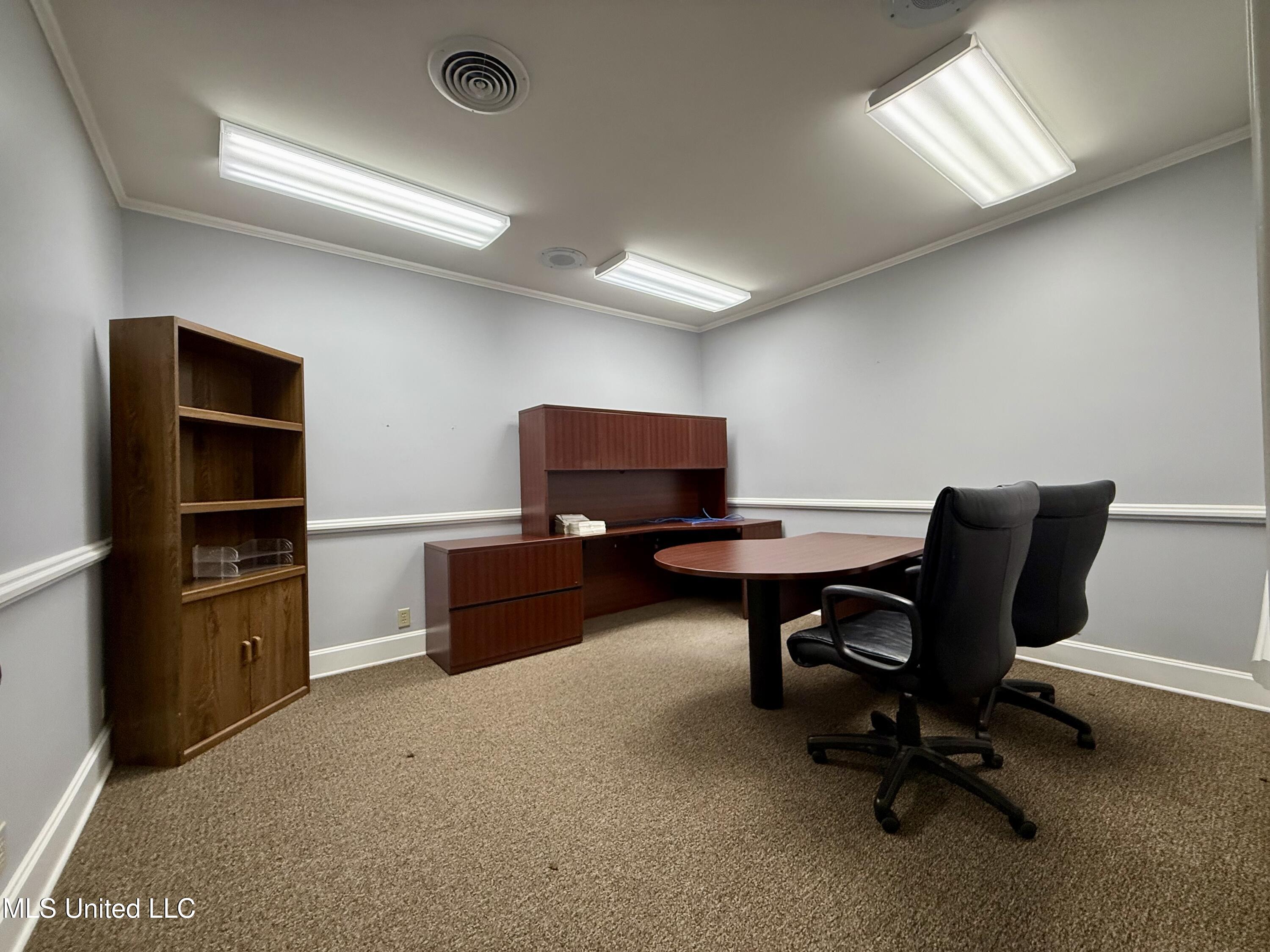 128 S First Street Property Photo 11