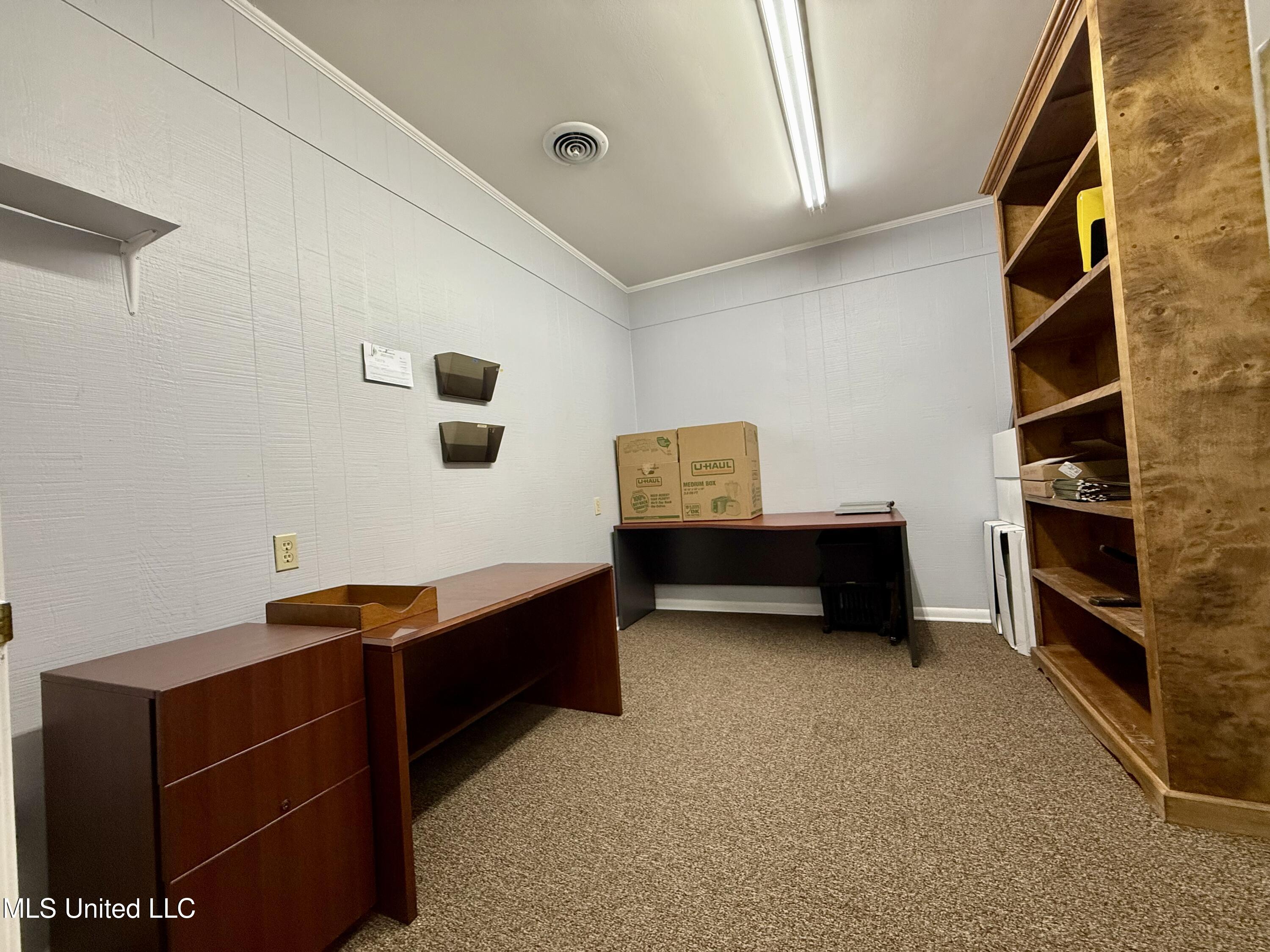 128 S First Street Property Photo 14