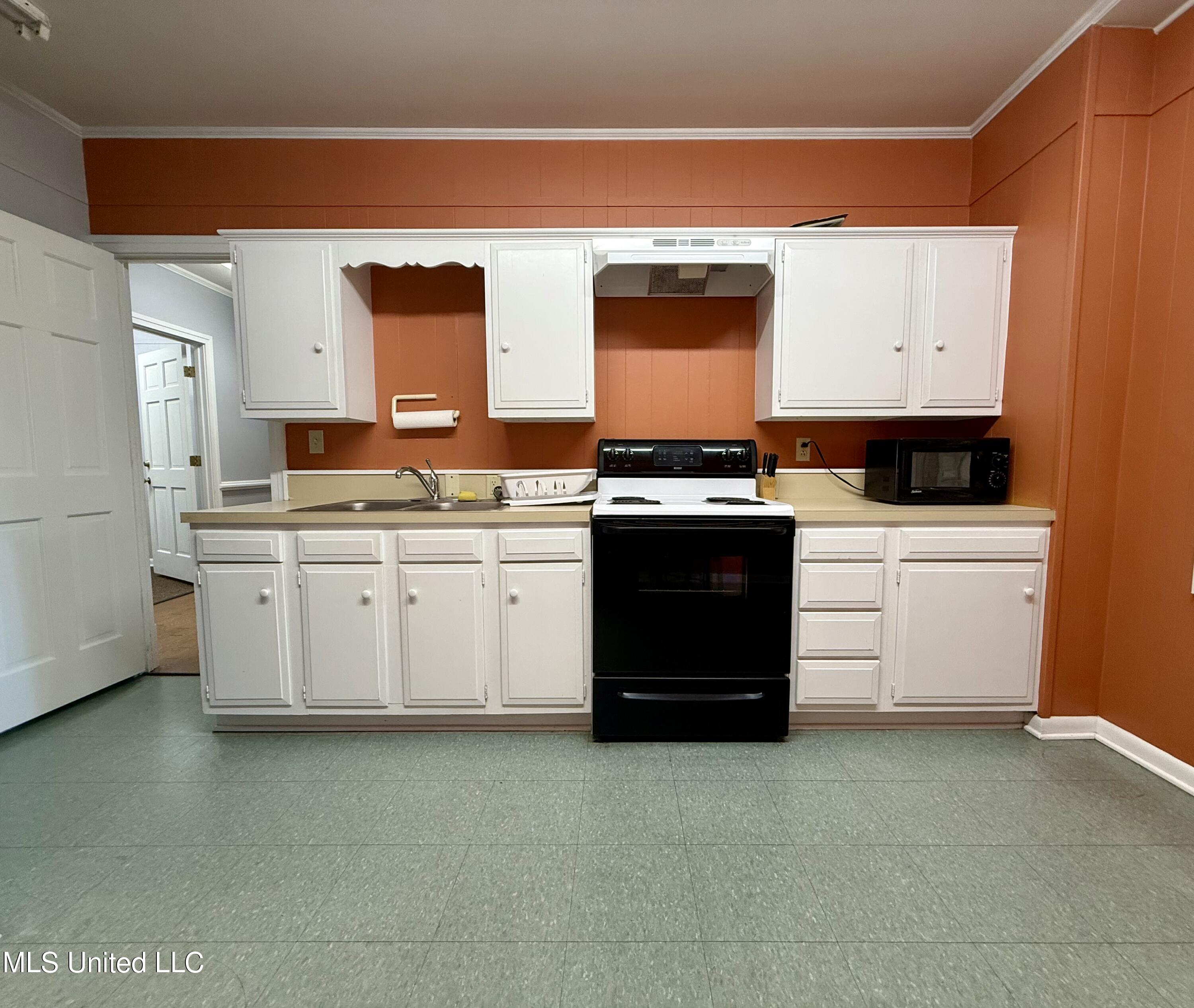 128 S First Street Property Photo 17