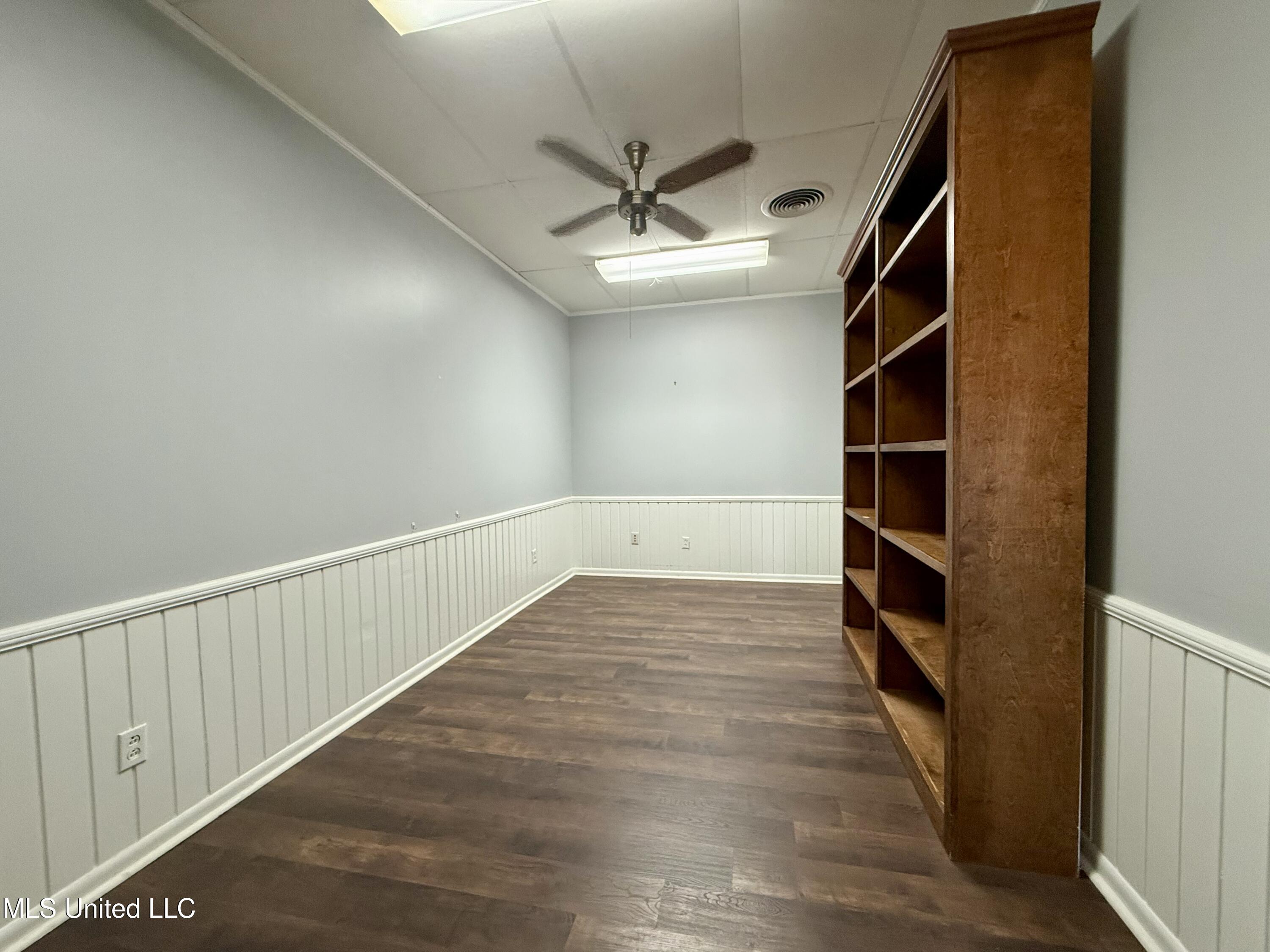 128 S First Street Property Photo 26