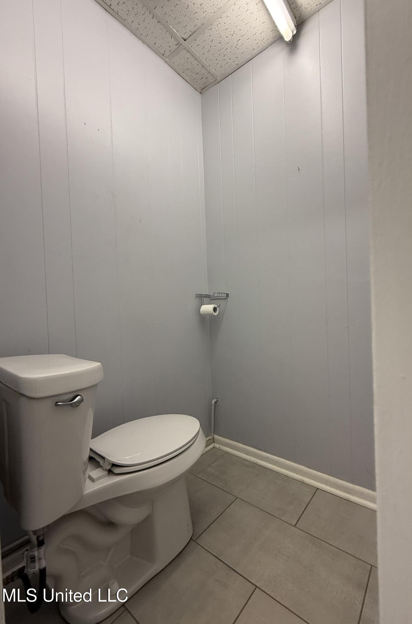 128 S First Street Property Photo 29