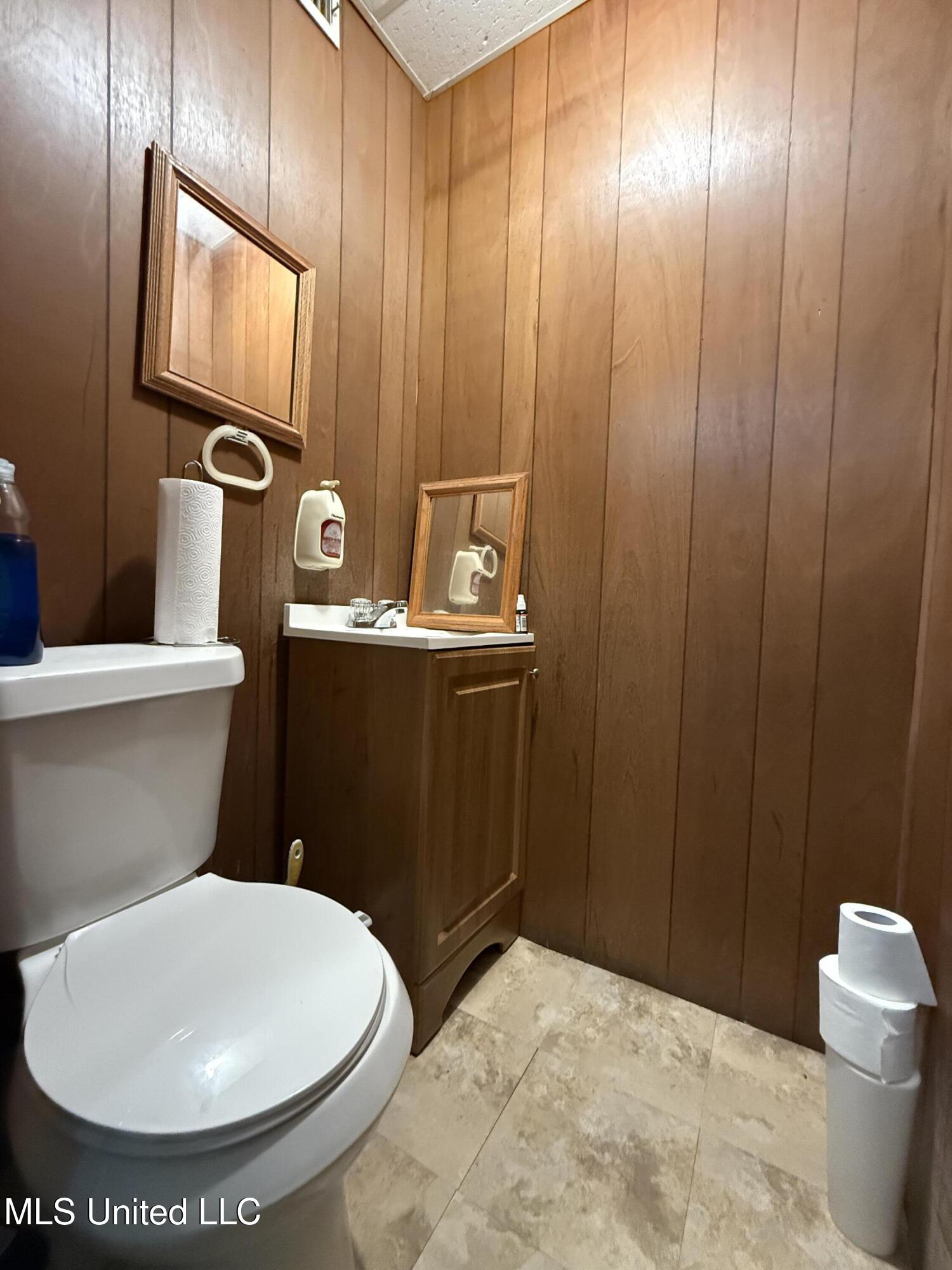 128 S First Street Property Photo 41