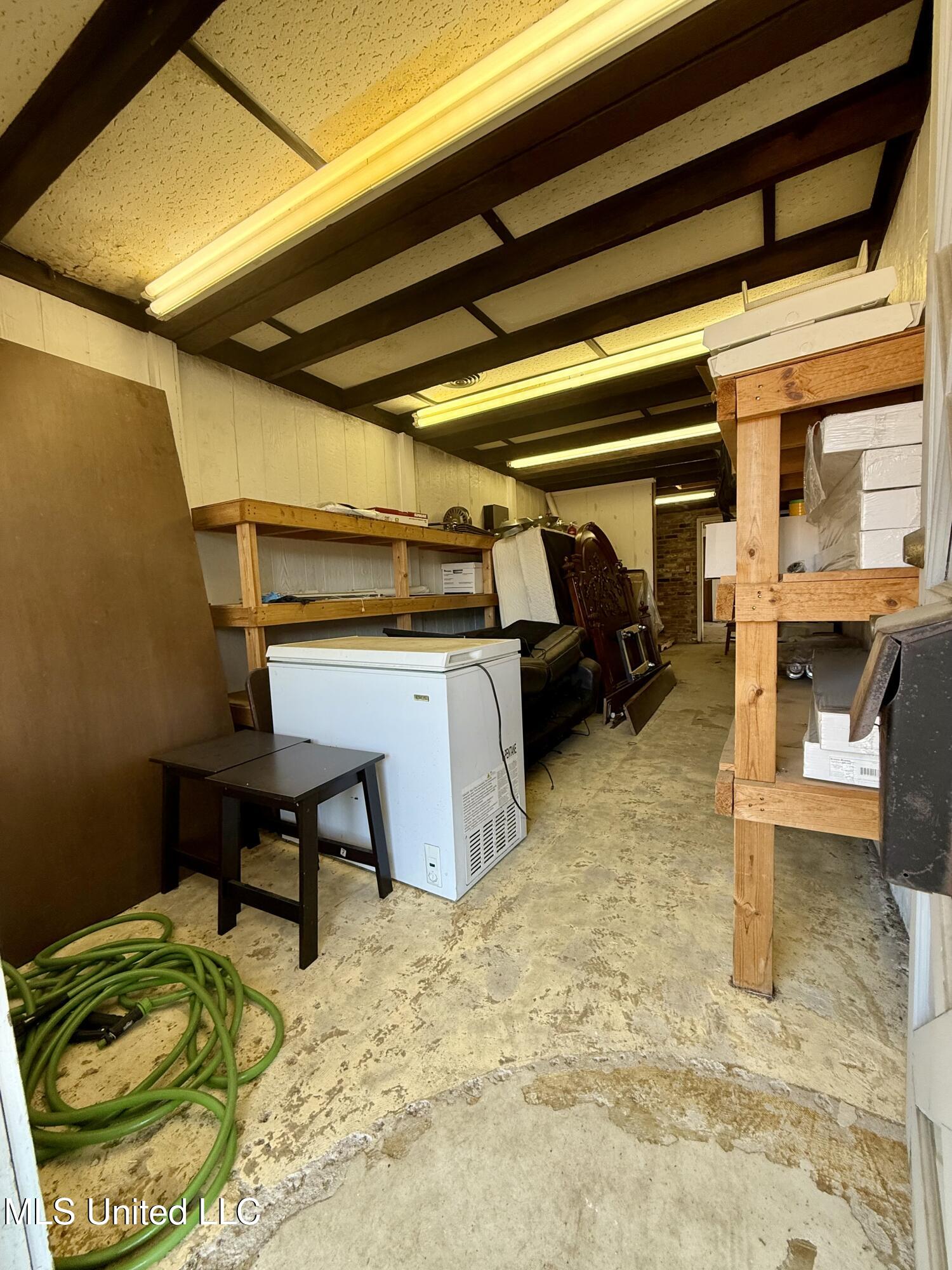 128 S First Street Property Photo 43