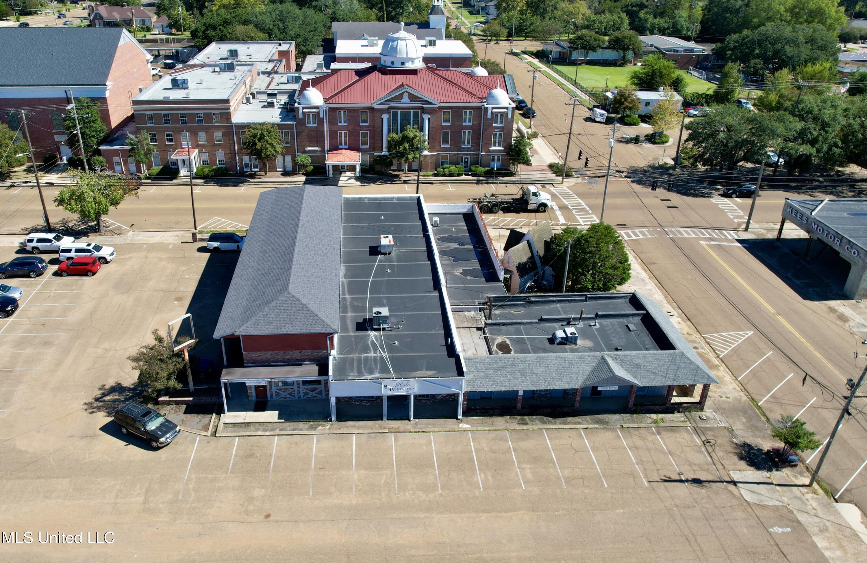 128 S First Street Property Photo 45