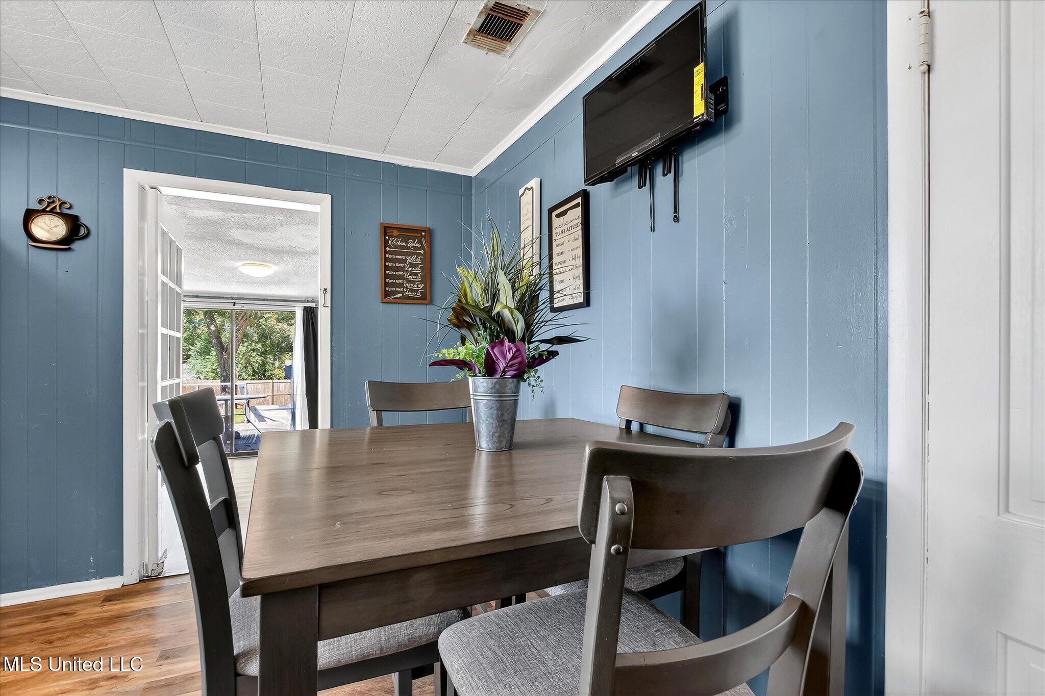 1264 28th Street Property Photo 16