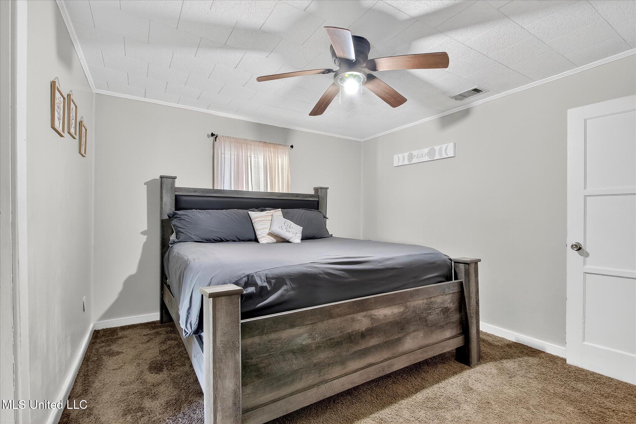 1264 28th Street Property Photo 26