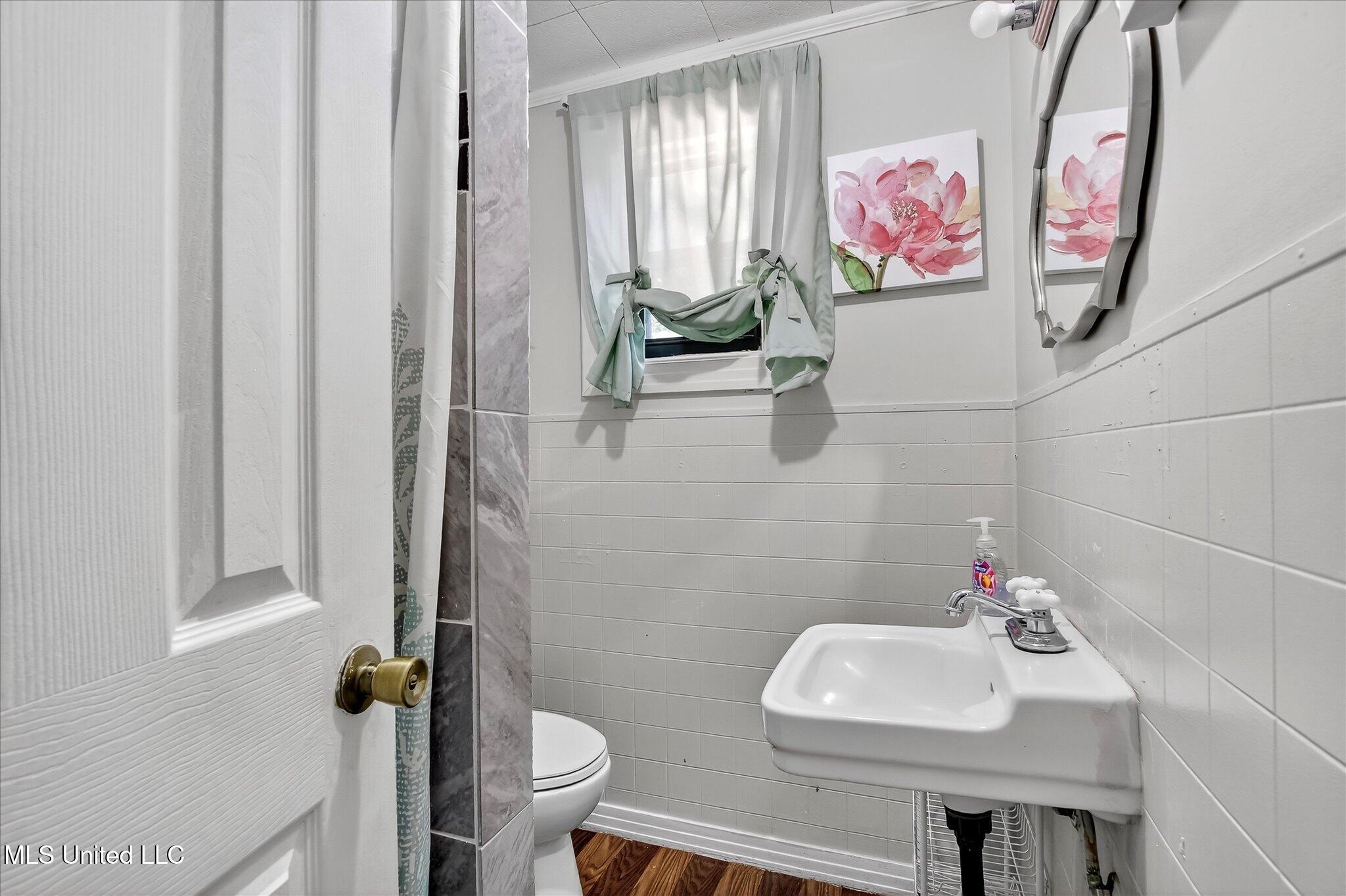 1264 28th Street Property Photo 27