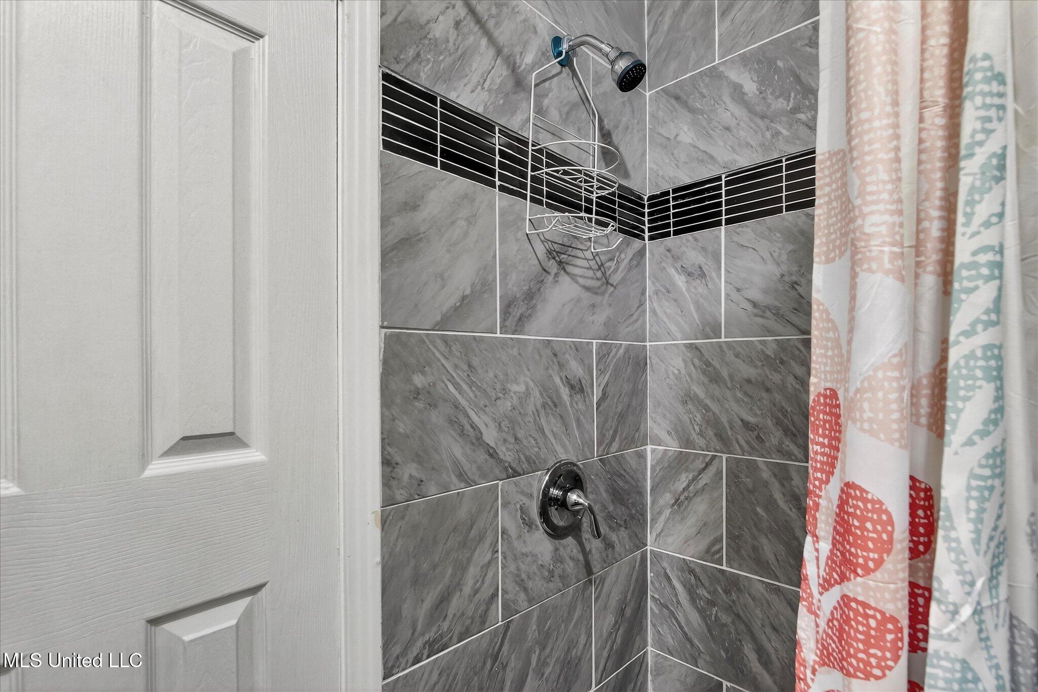 1264 28th Street Property Photo 29