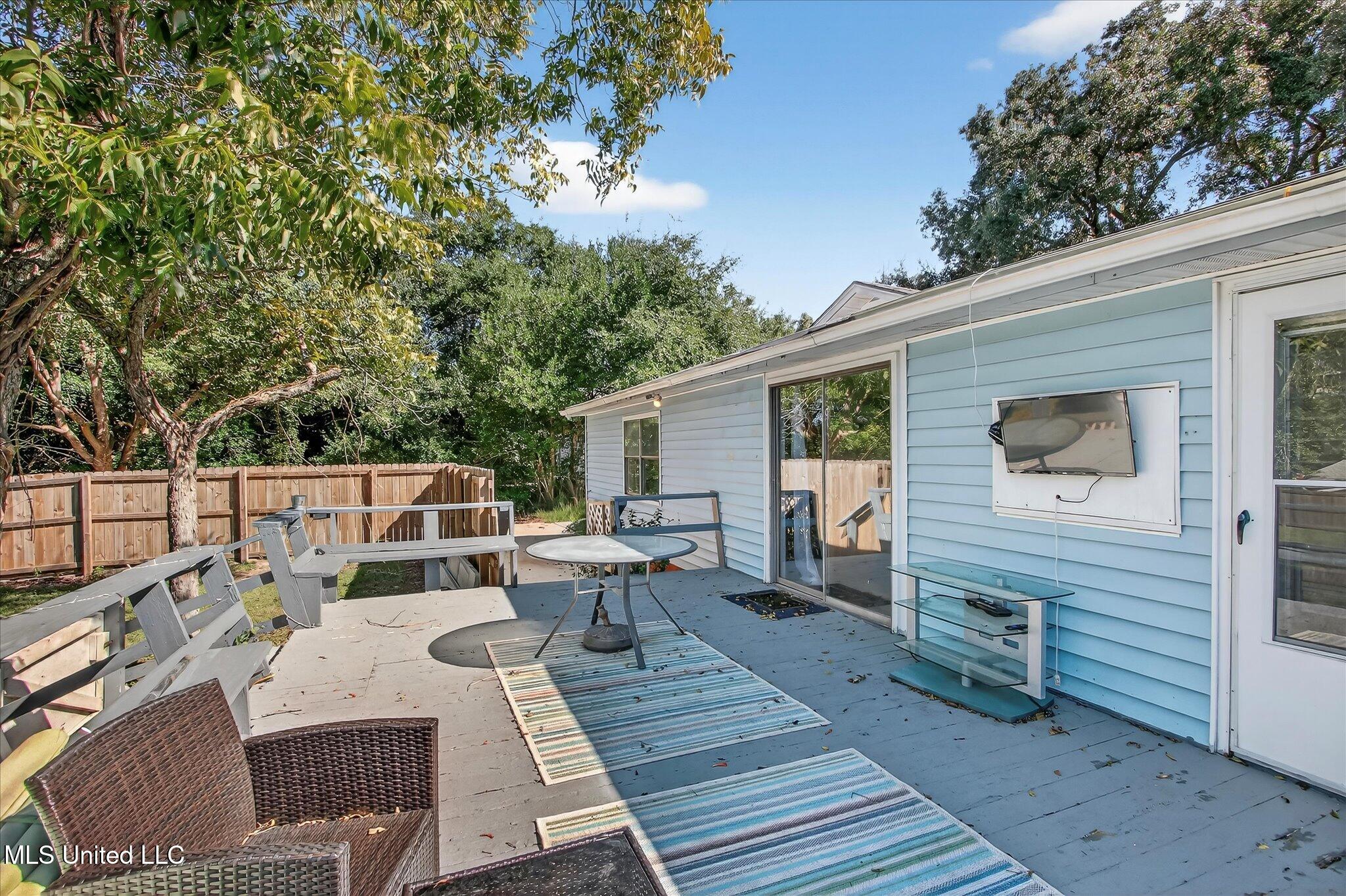 1264 28th Street Property Photo 41